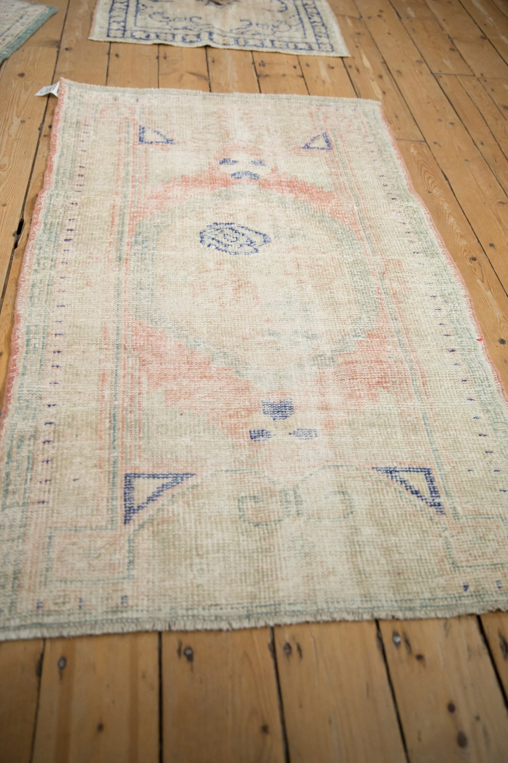 3x4.5 Vintage Distressed Oushak Rug - Image 5