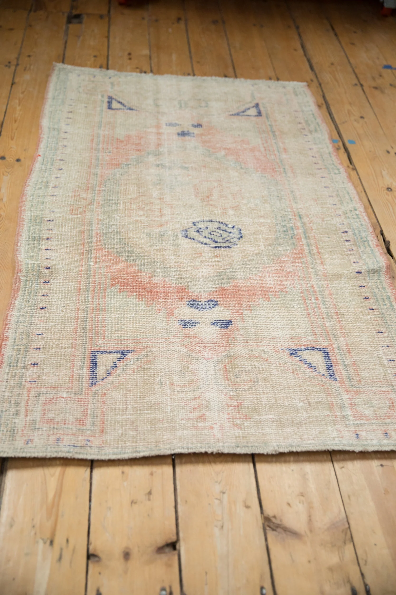 3x4.5 Vintage Distressed Oushak Rug - Image 7