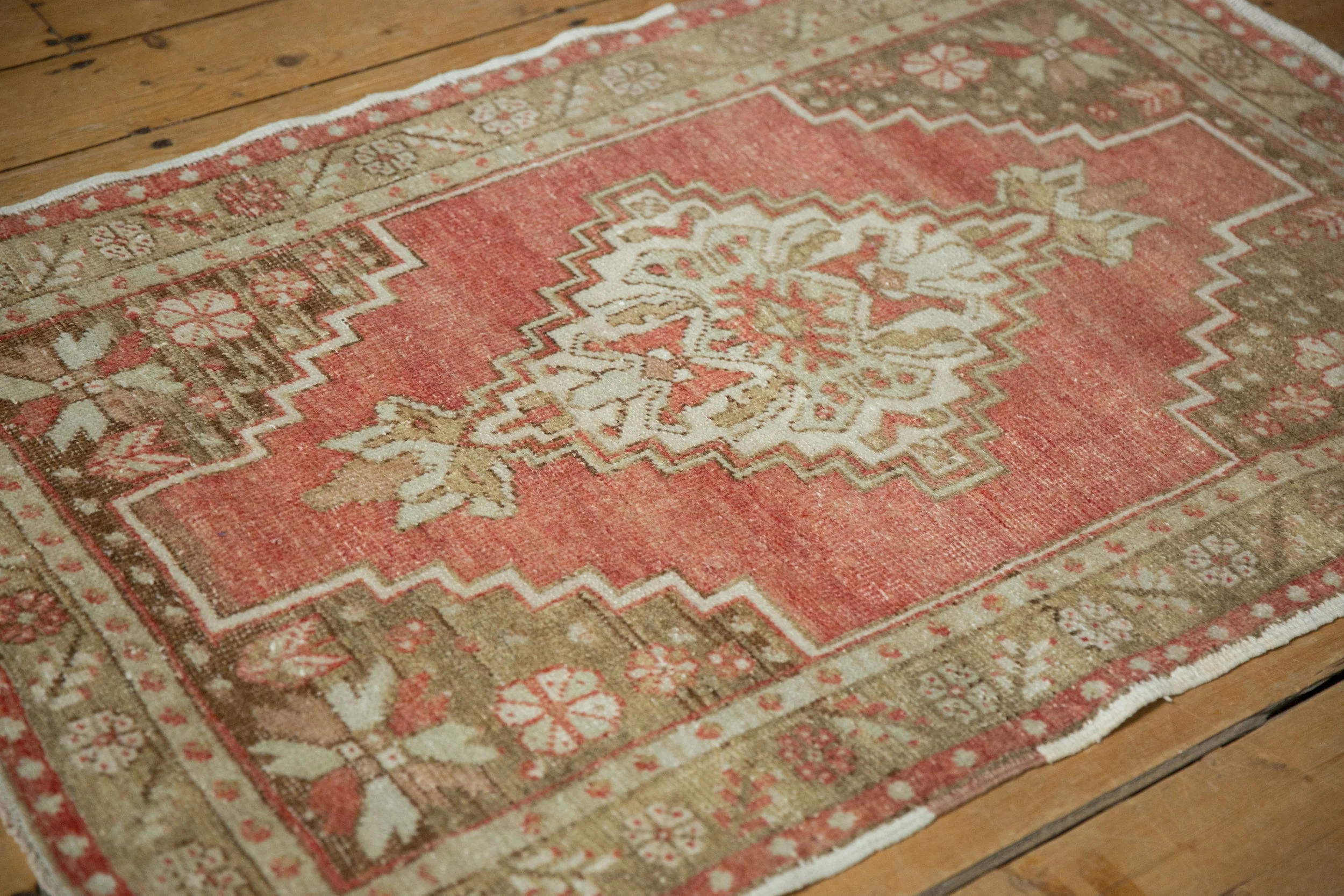 3x4.5 Vintage Distressed Oushak Rug - Image 5
