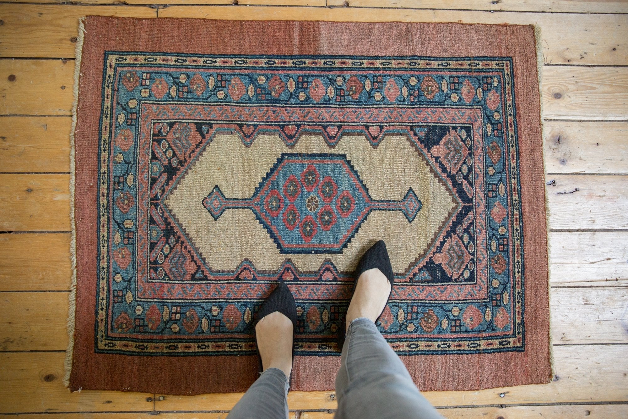 3x4 Antique Camel Hair Serab Square Rug - Image 2