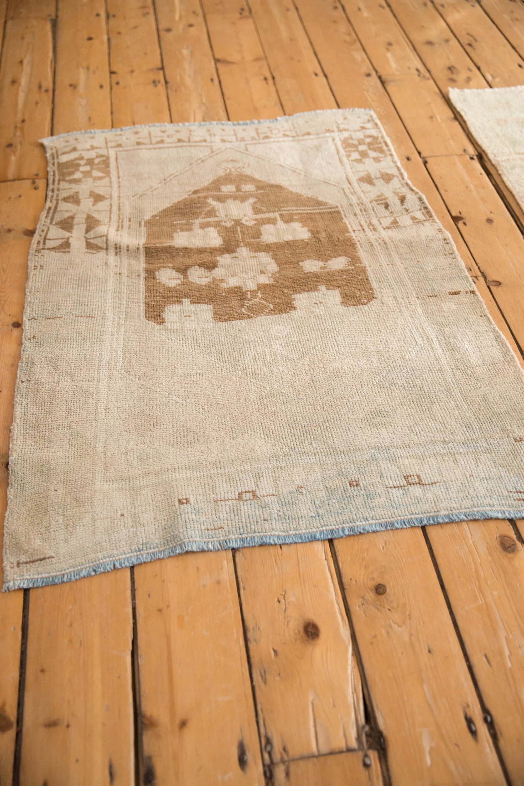 3x4 Vintage Distressed Oushak Square Rug - Image 6