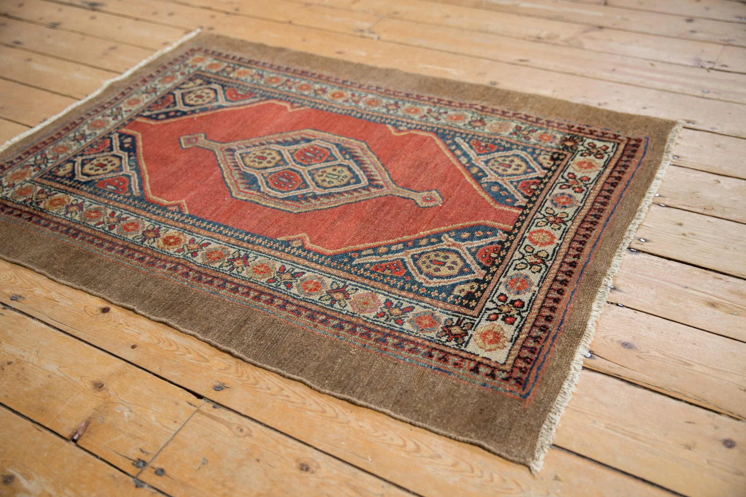 3x4 Vintage Fine Camel Hair Serab Square Rug - Image 3