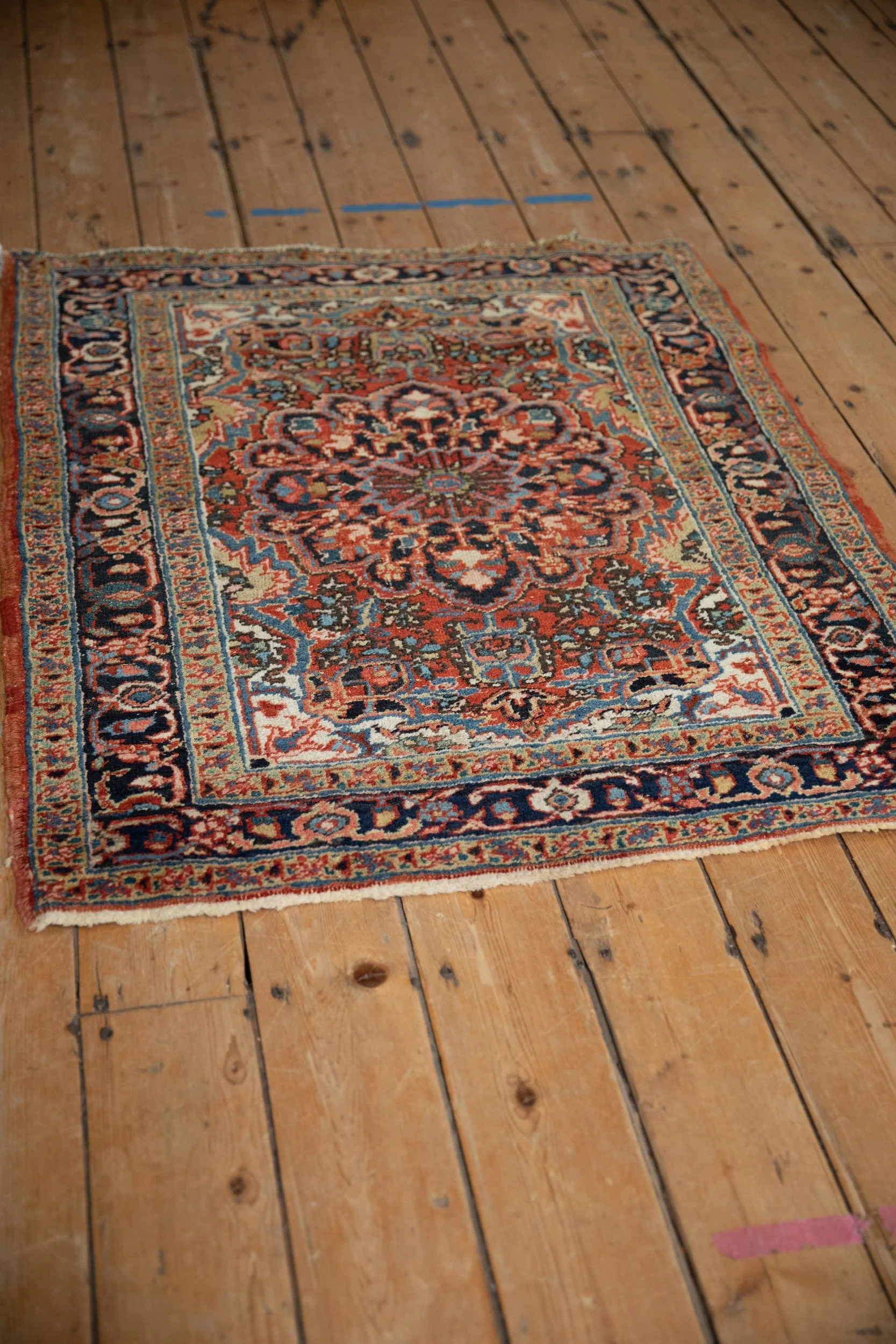 3x4 Vintage Fine Heriz Square Rug - Image 4