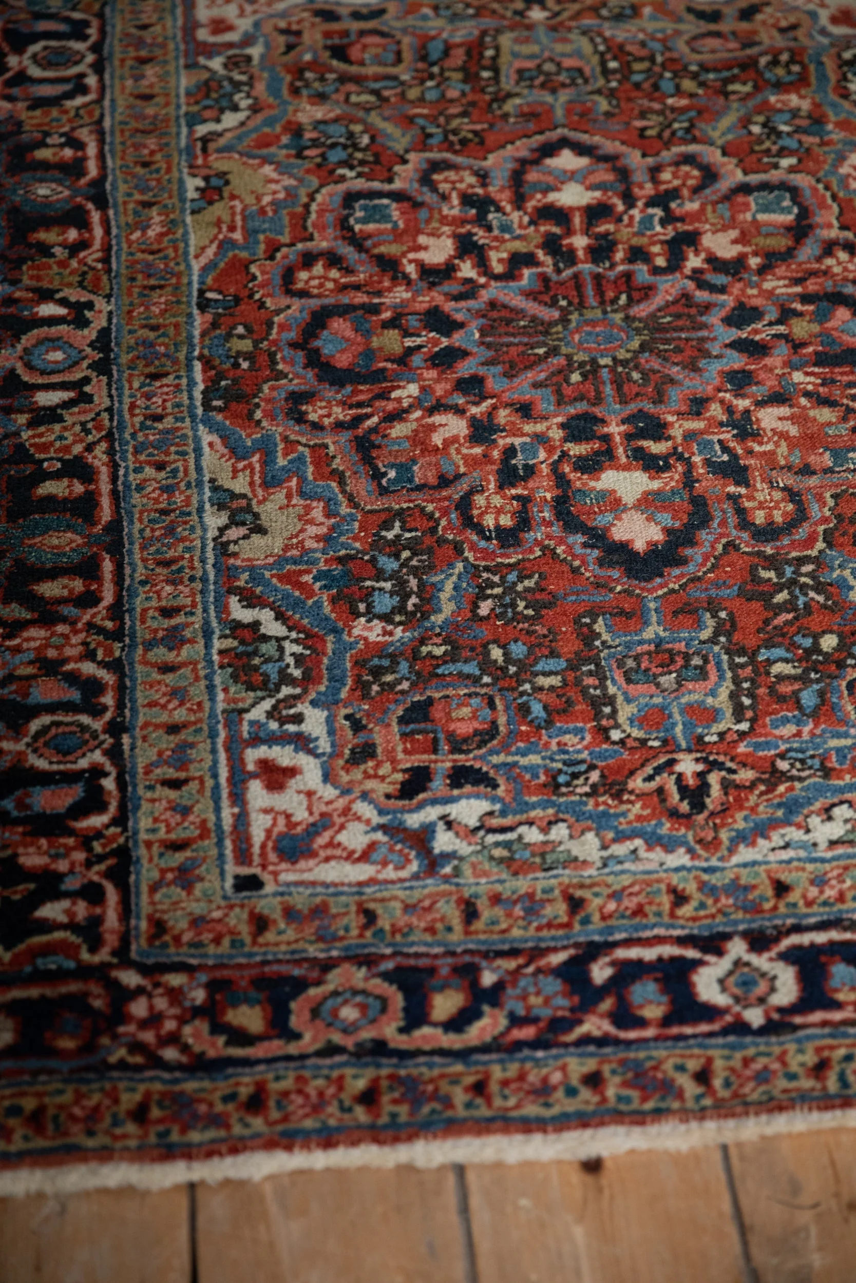 3x4 Vintage Fine Heriz Square Rug - Image 5