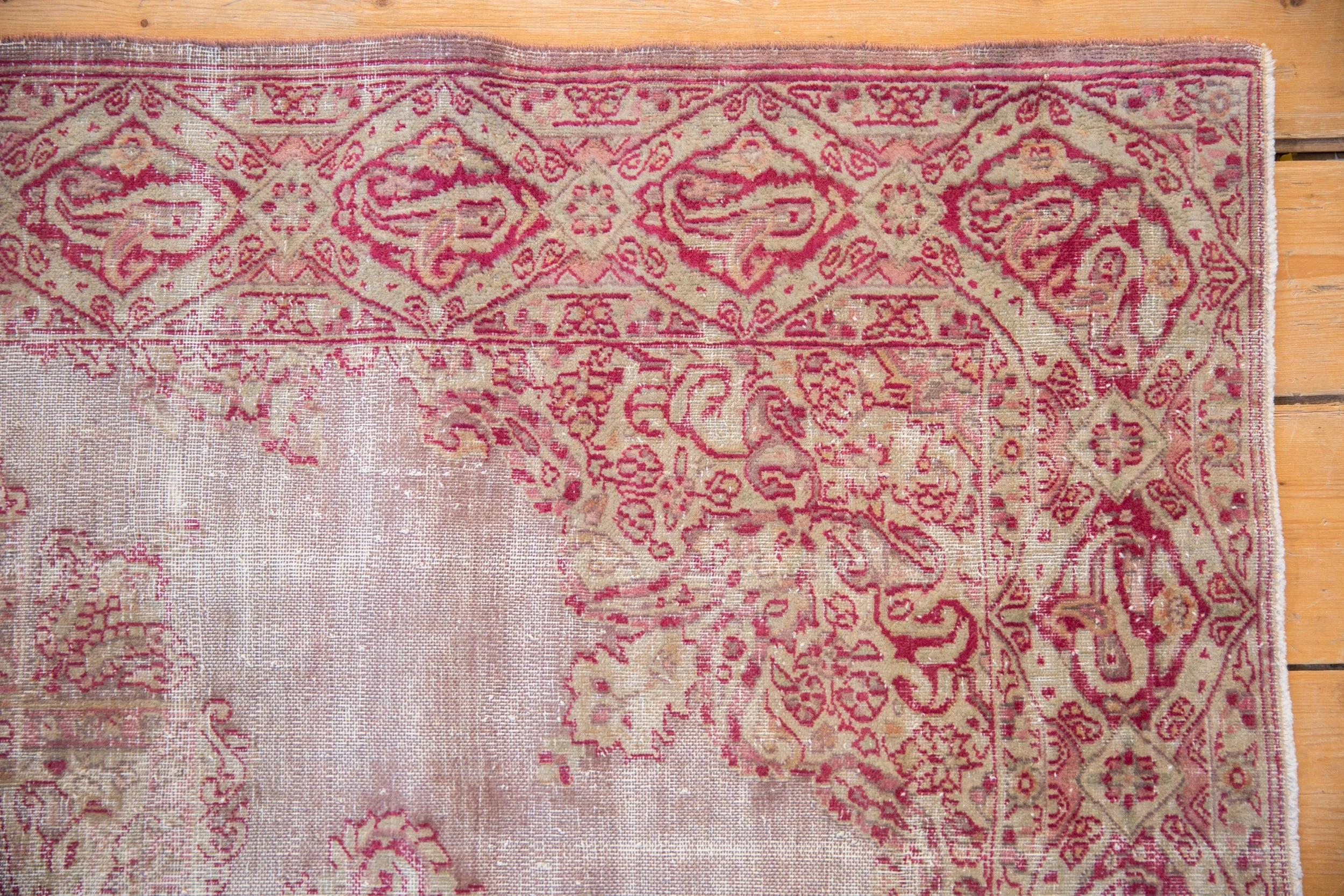 3x5 Distressed Sivas Rug - Image 3