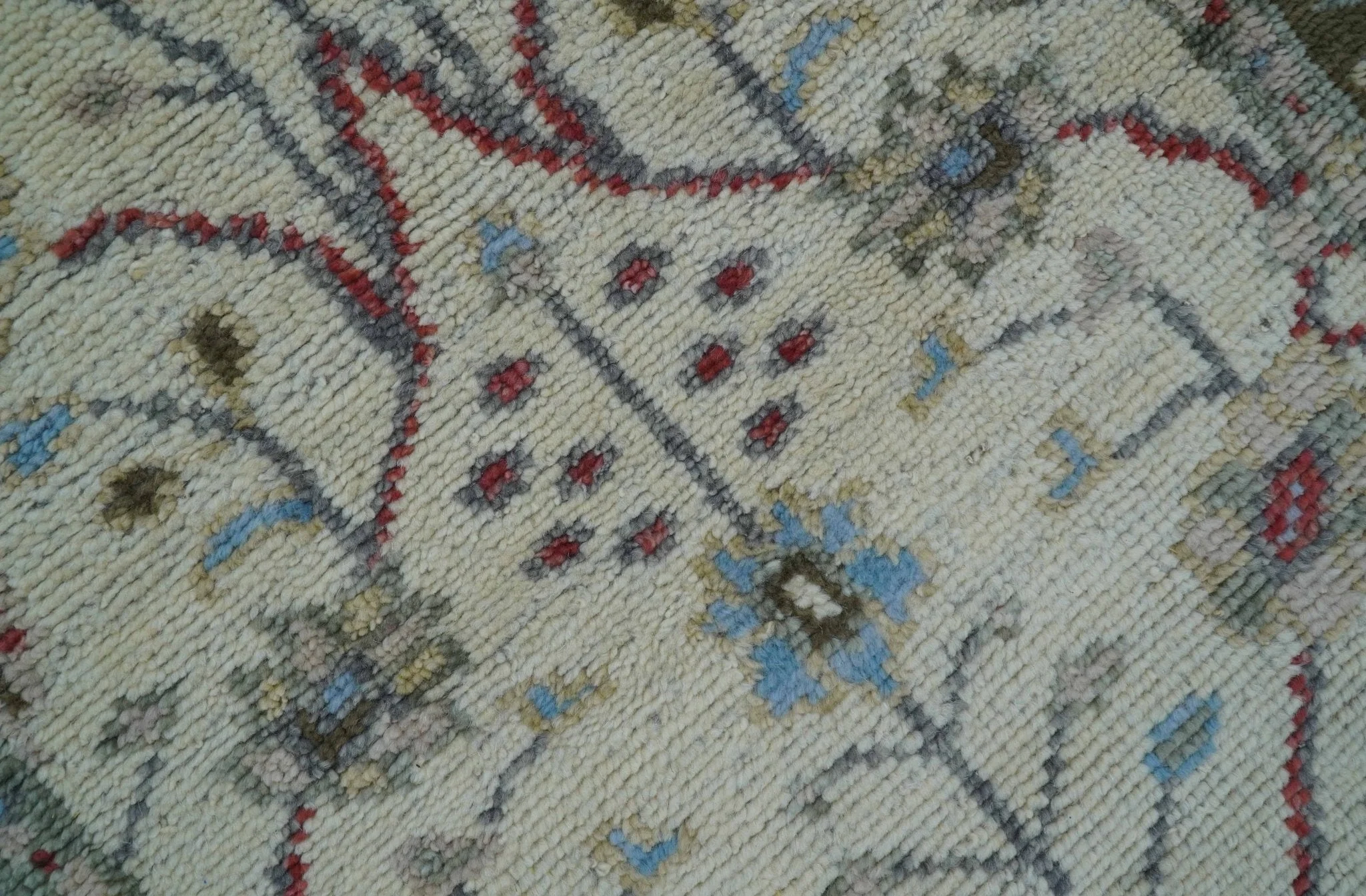 3x5 Hand knotted Beige And Blue Traditional Design Wool Area Rug - Image 3
