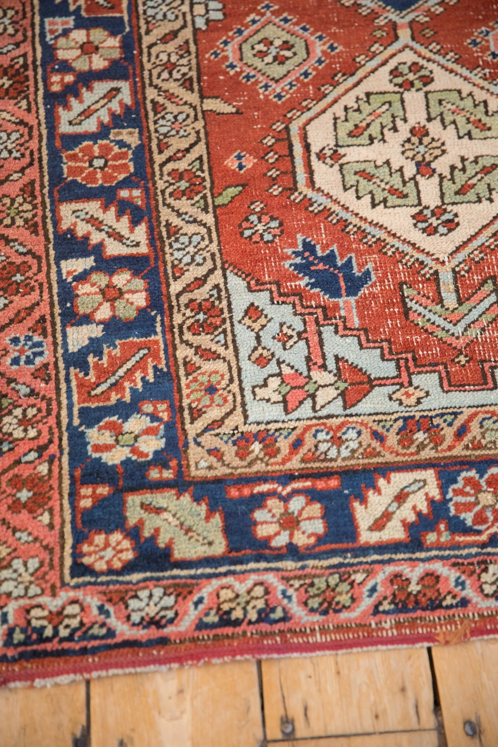 3x5 Vintage Heriz Rug - Image 5