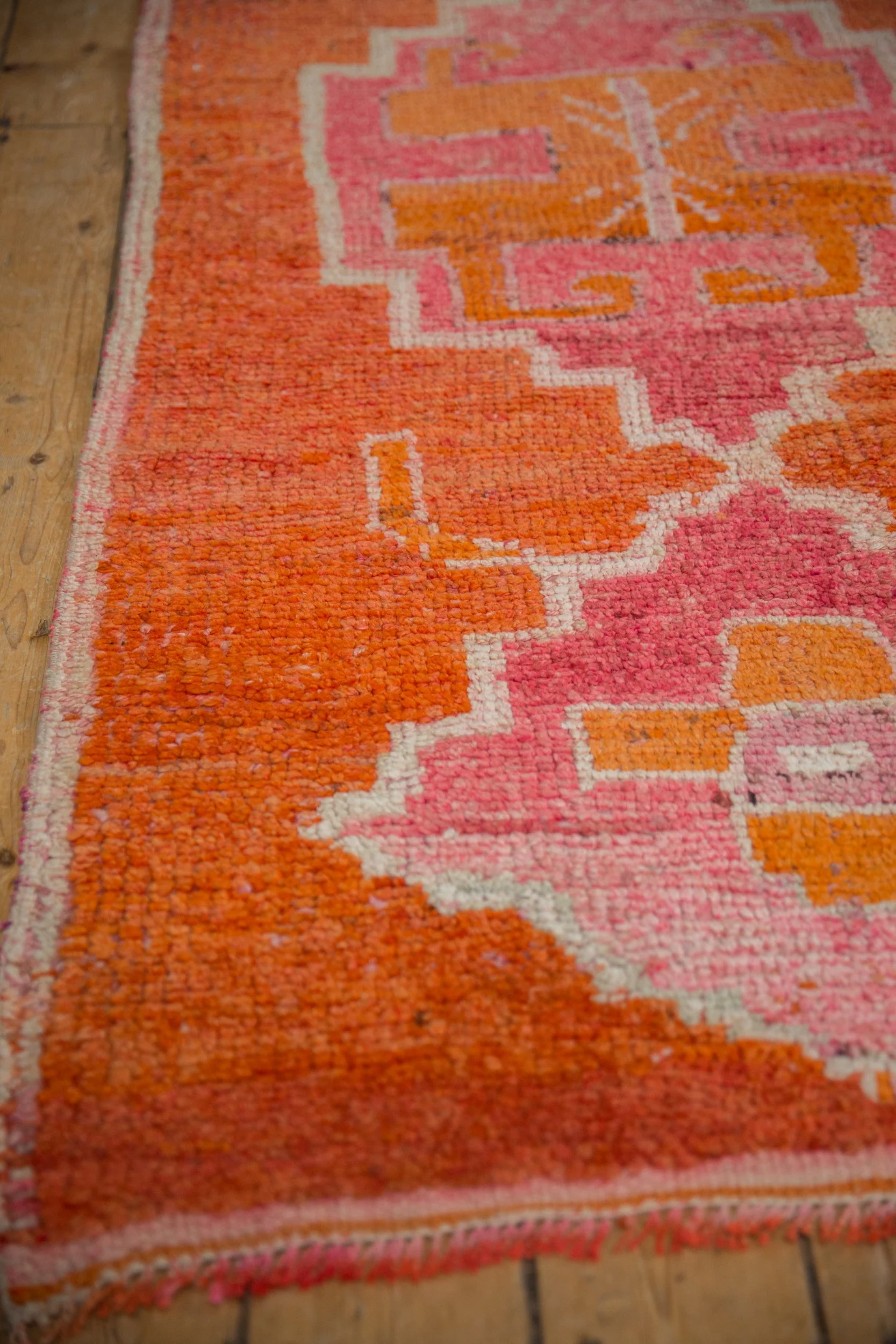 3x9.5 Vintage Distressed Kurd Rug Runner - Image 4