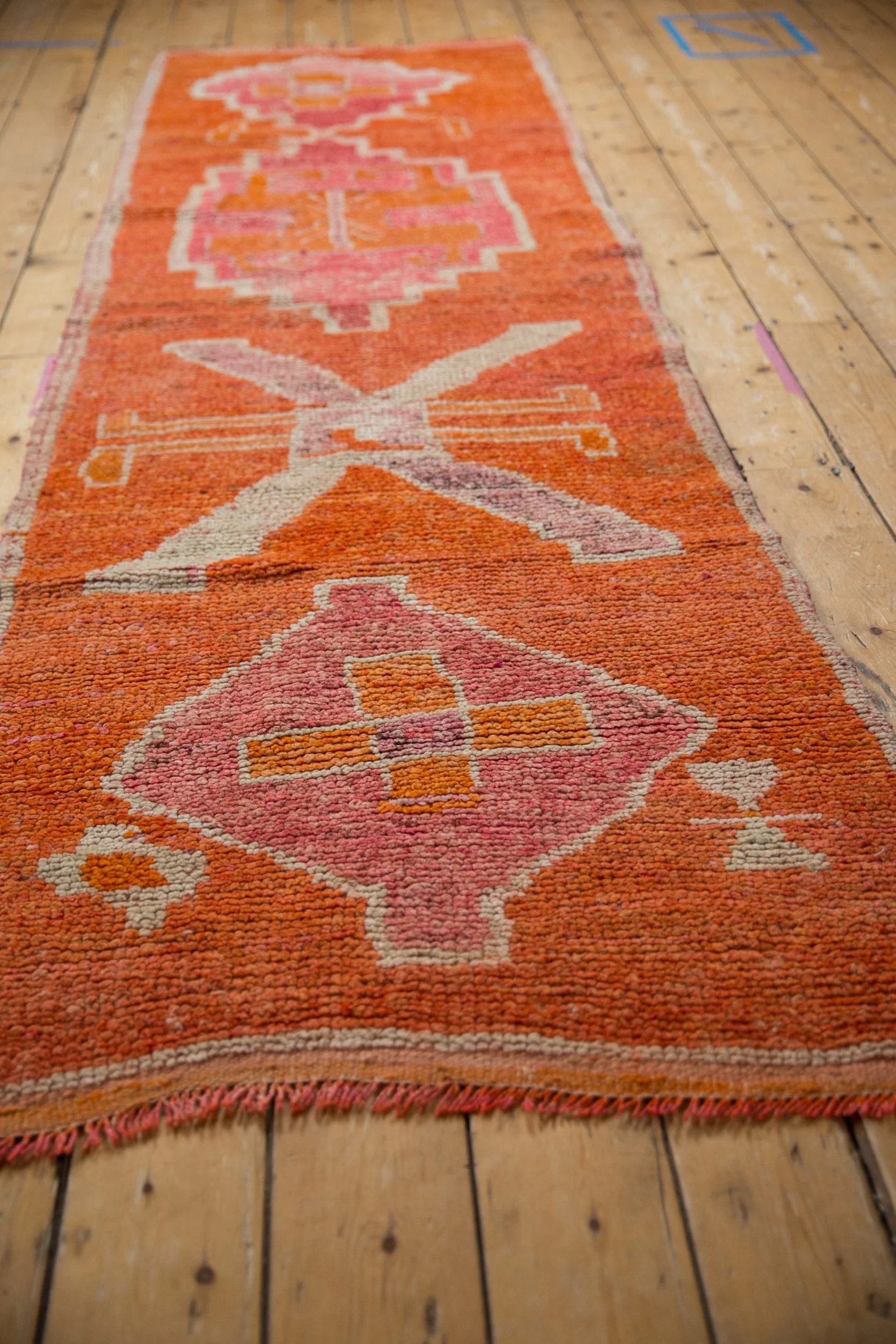 3x9.5 Vintage Distressed Kurd Rug Runner - Image 5