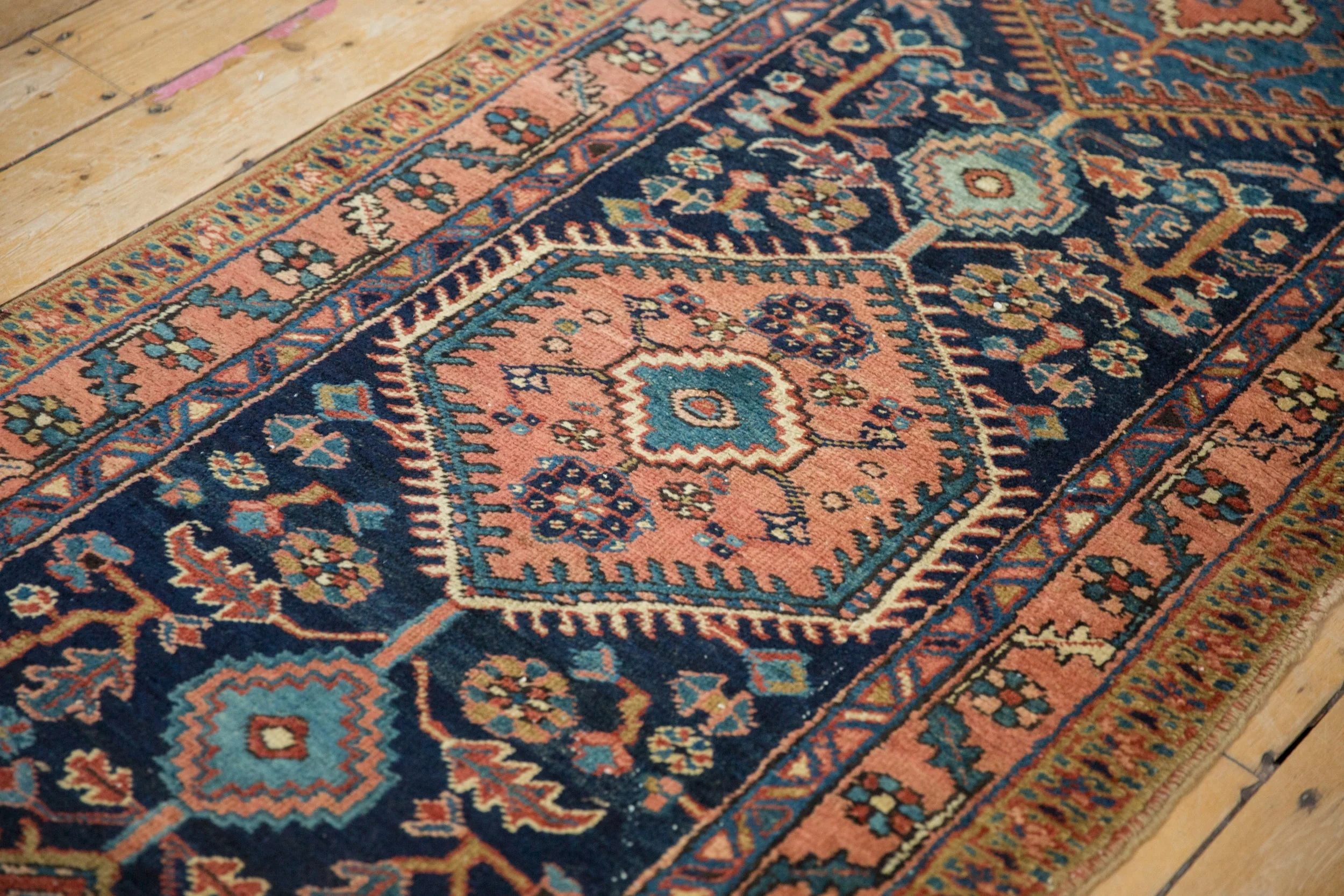 3x9 Vintage Heriz Rug Runner - Image 6