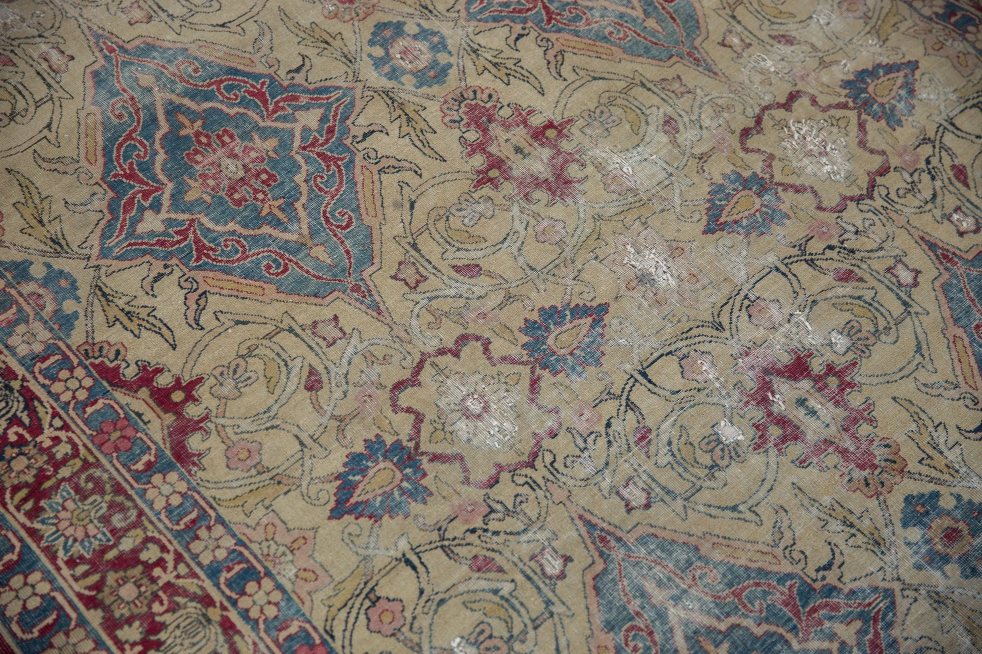 4.5x6.5 Antique Kermanshah Rug - Image 10