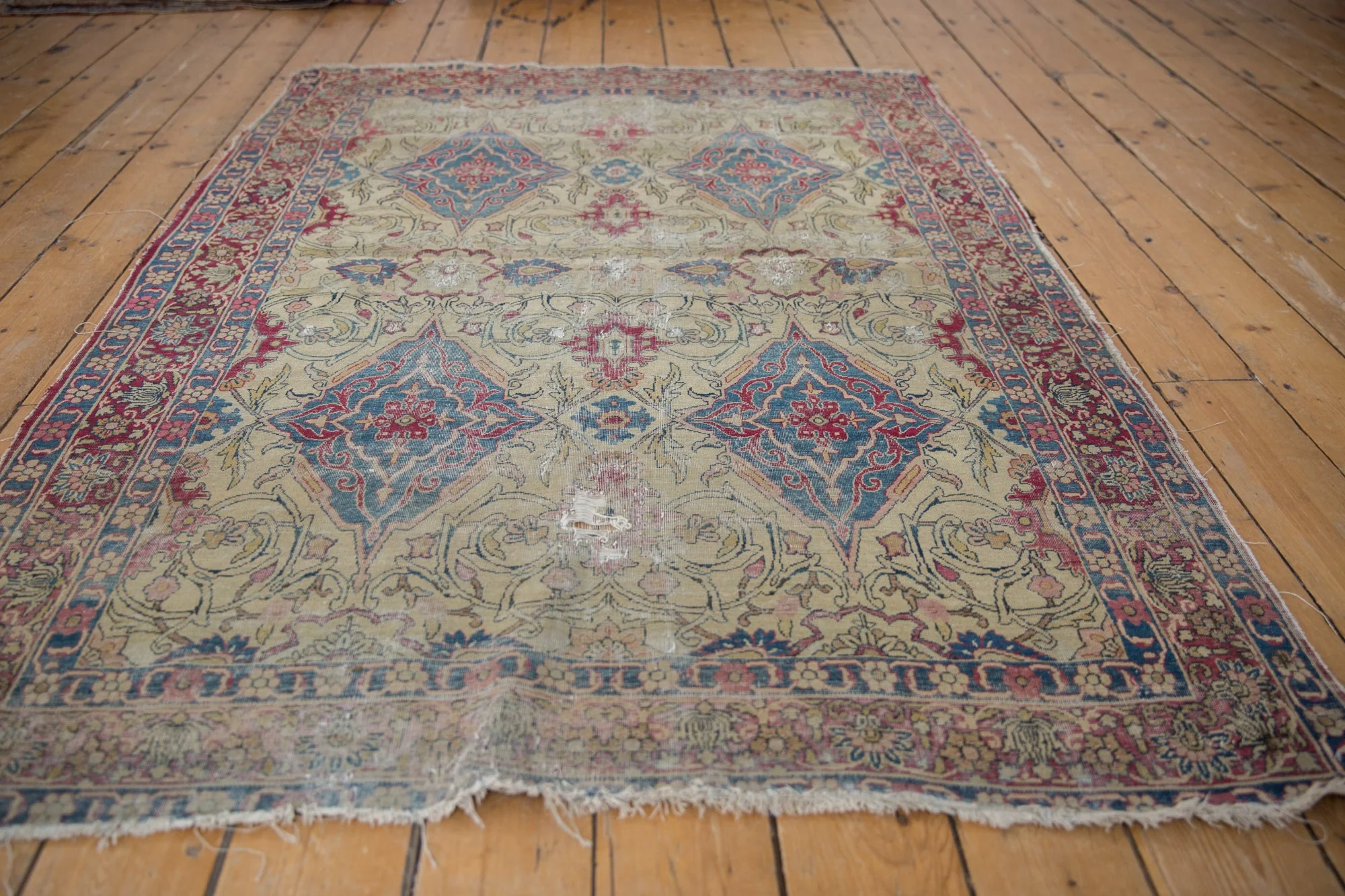 4.5x6.5 Antique Kermanshah Rug - Image 9