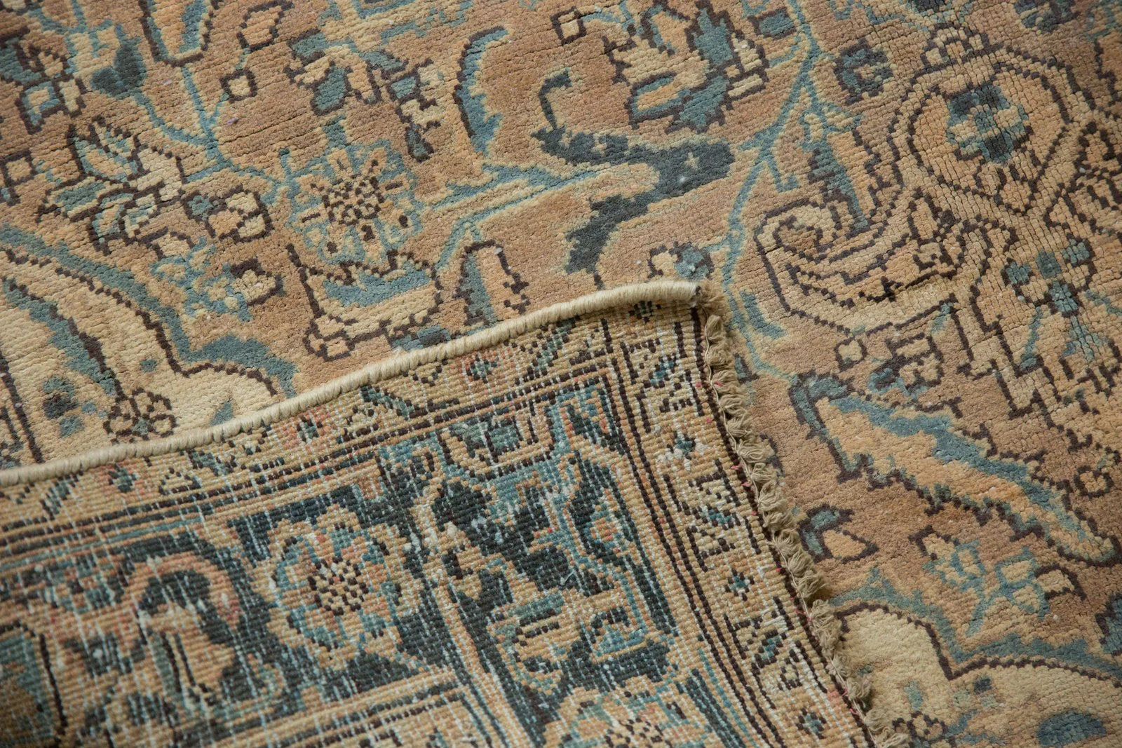 4.5x6.5 Vintage Distressed Ahar Rug - Image 7