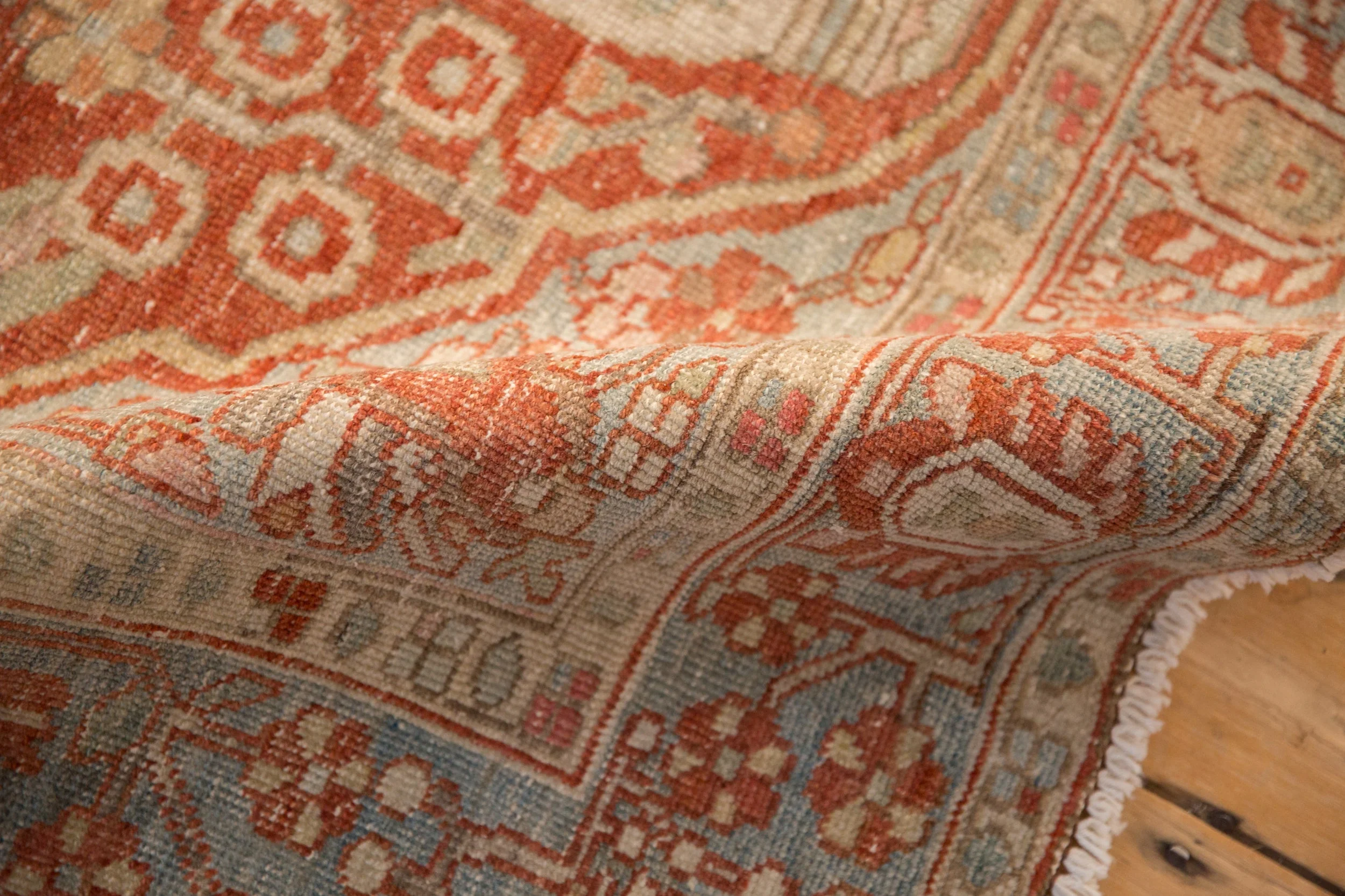 4.5x6.5 Vintage Distressed Baktiari Rug - Image 9