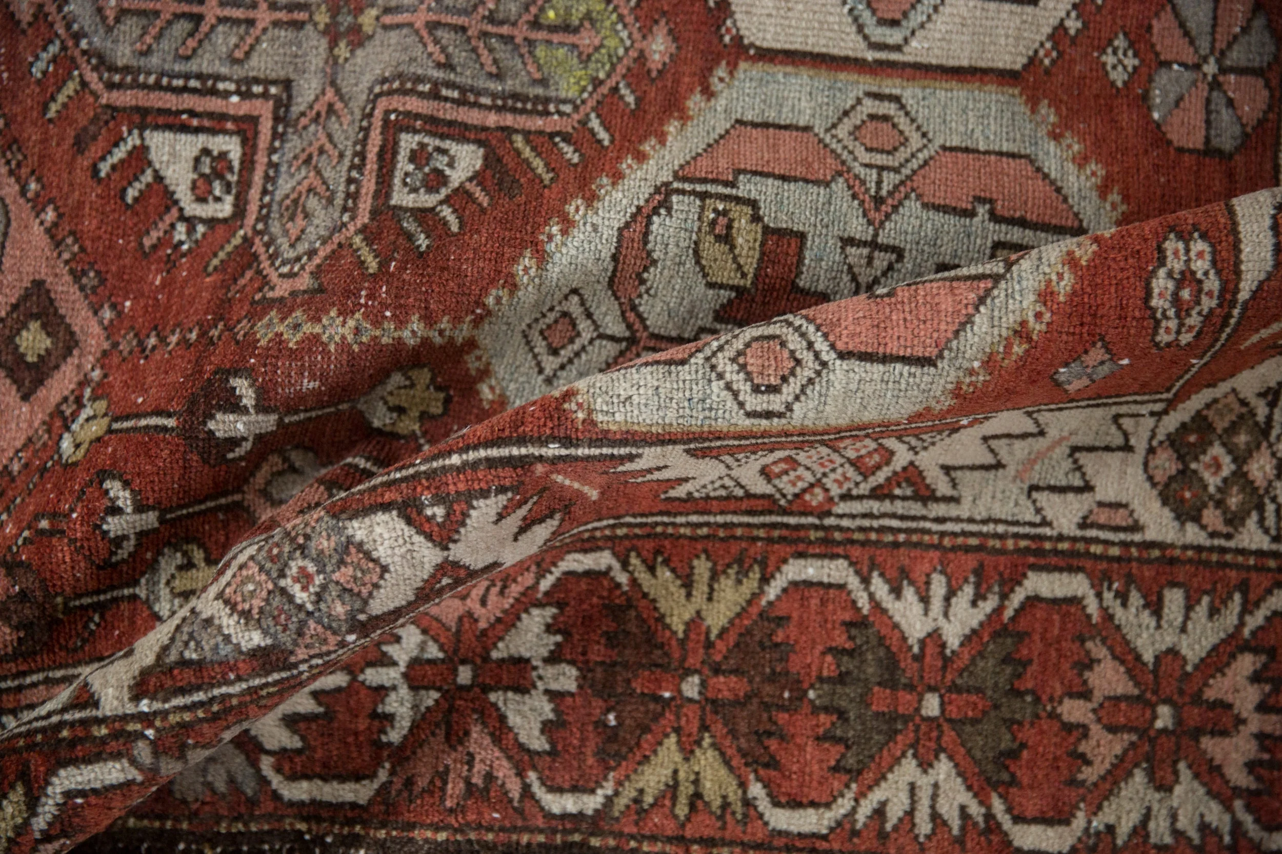 4.5x6.5 Vintage Distressed Baktiari Rug - Image 9