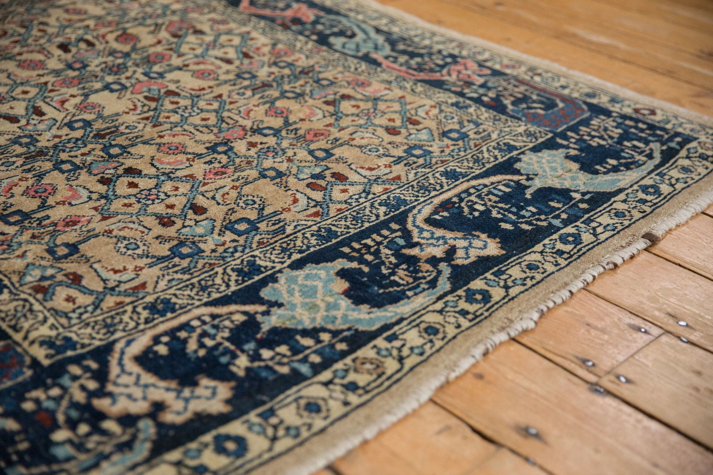 4.5x6.5 Vintage Distressed Bijar Rug - Image 7