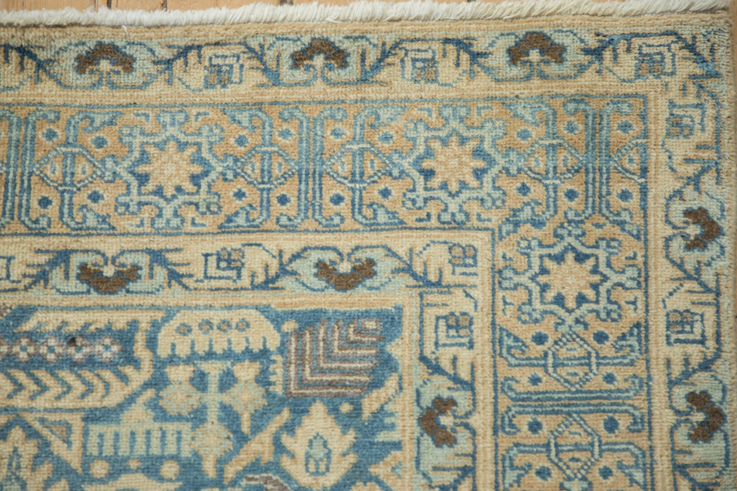4.5x6.5 Vintage Distressed Tabriz Rug - Image 3