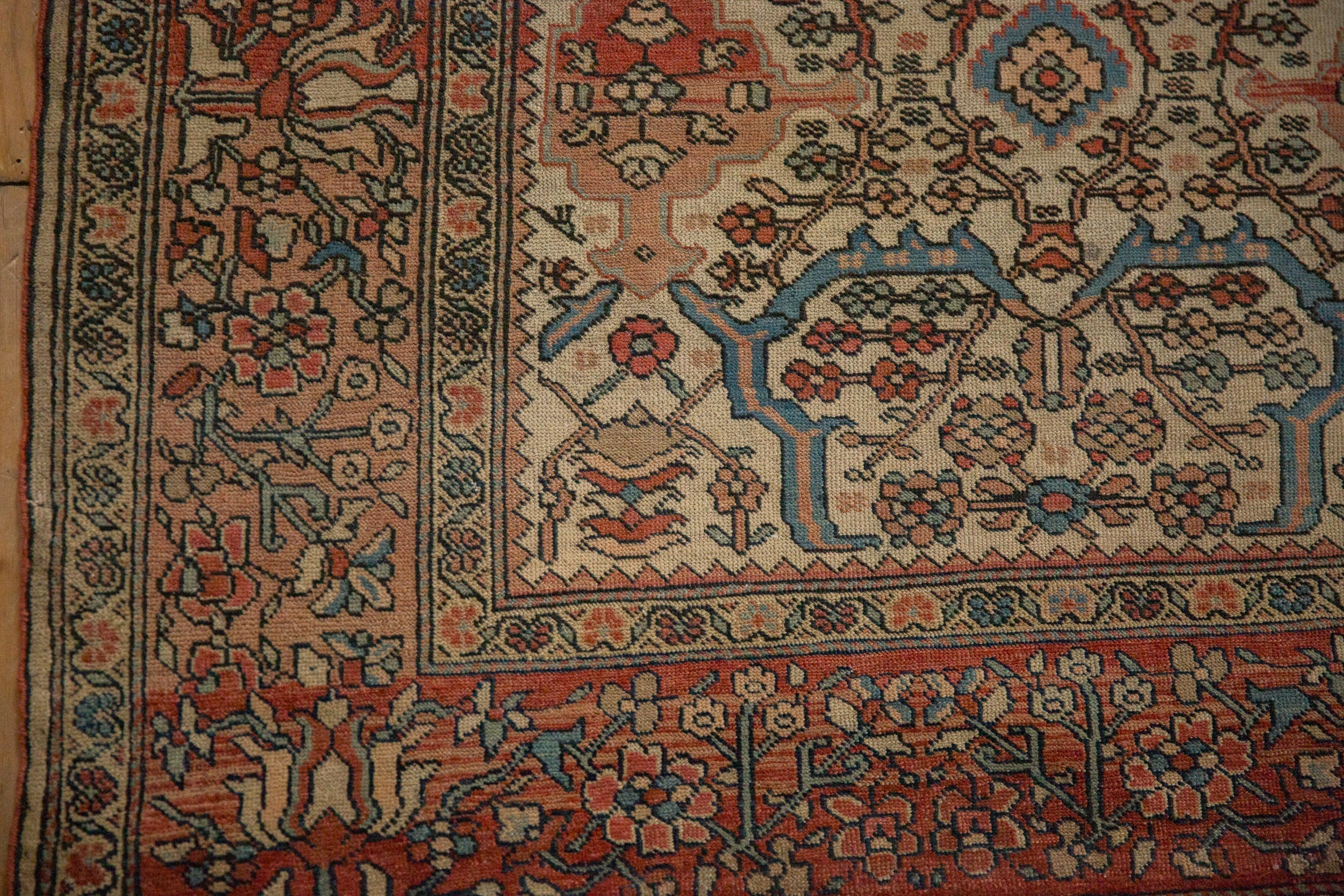 4.5x6 Antique Farahan Sarouk Rug - Image 10
