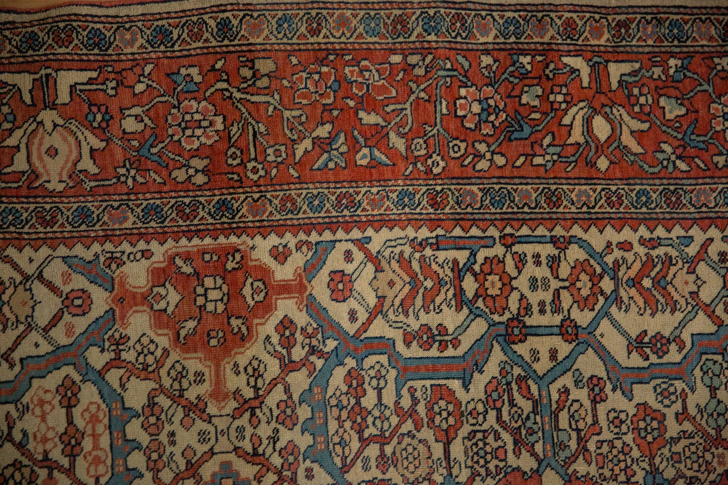 4.5x6 Antique Farahan Sarouk Rug - Image 4