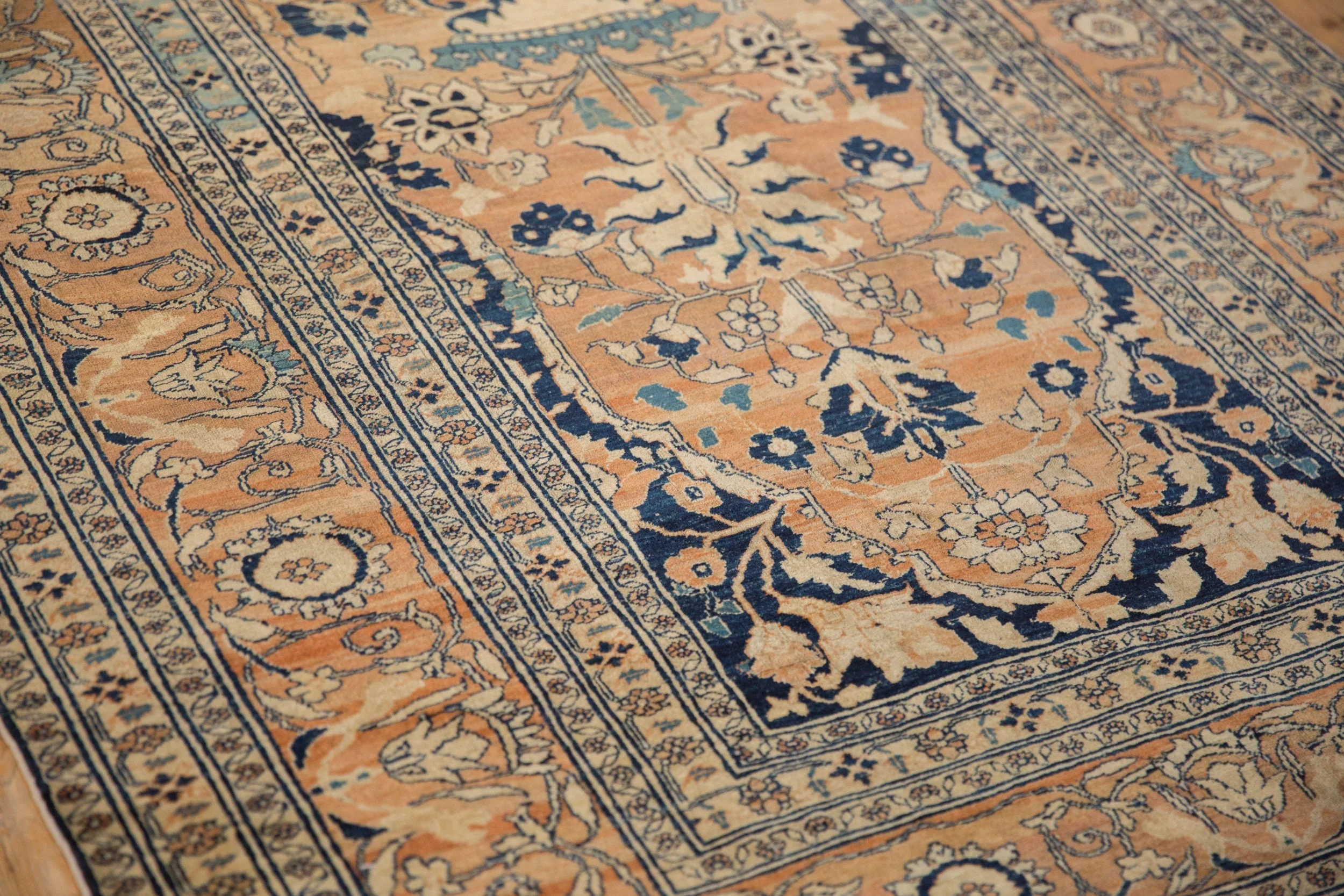 4.5x6 Antique Fine Tabriz Rug - Image 10