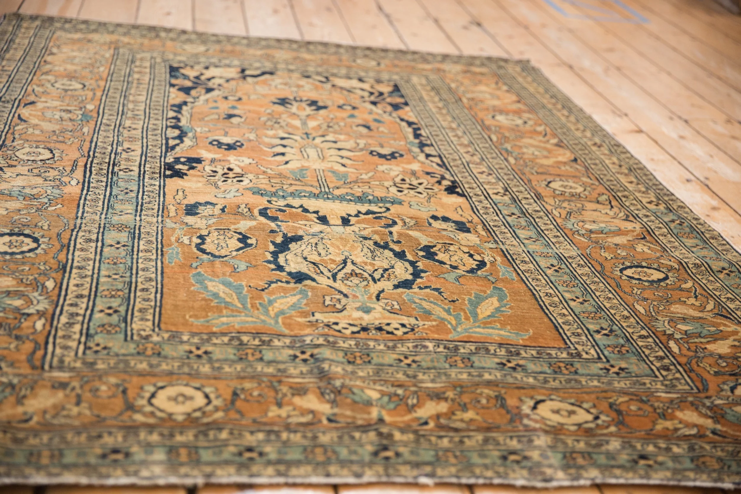 4.5x6 Antique Fine Tabriz Rug - Image 6