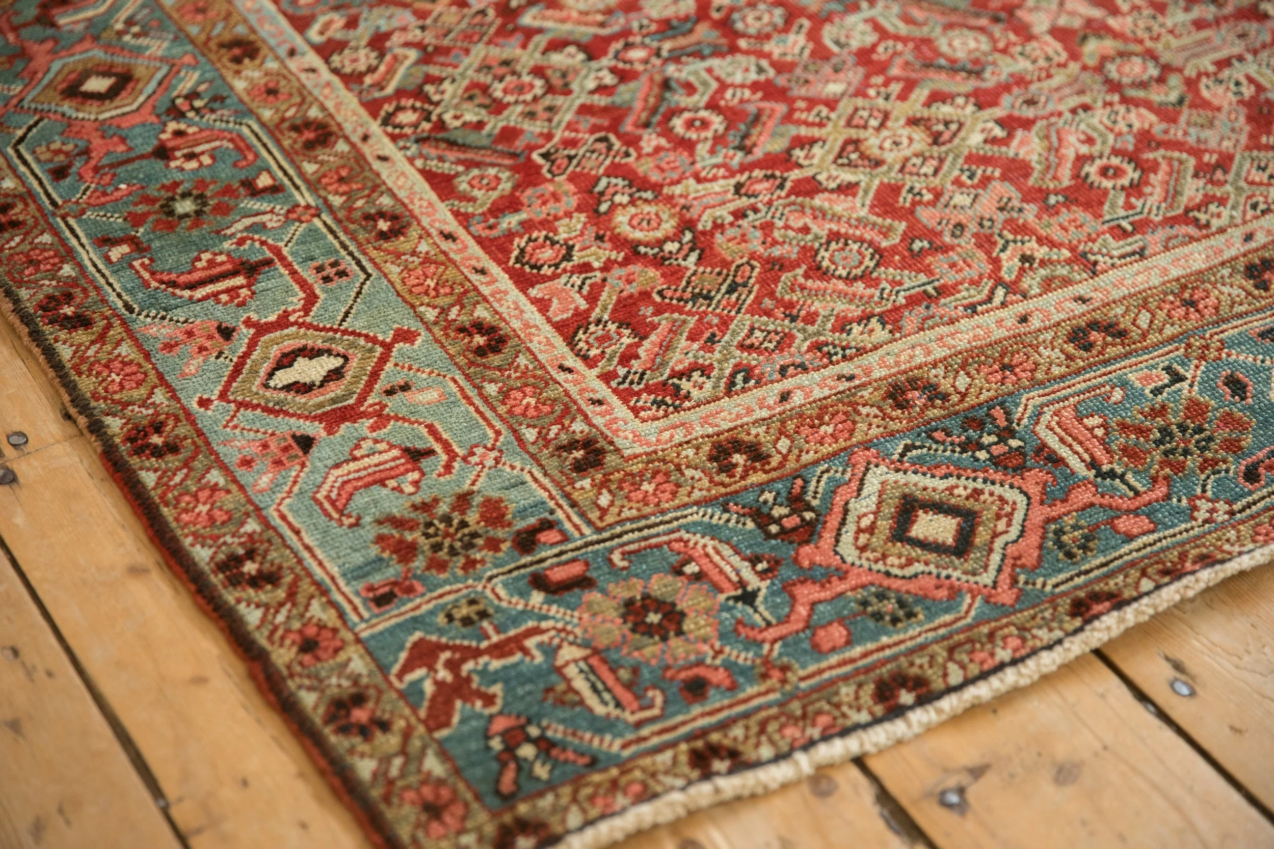 4.5x6 Antique Heriz Rug - Image 5