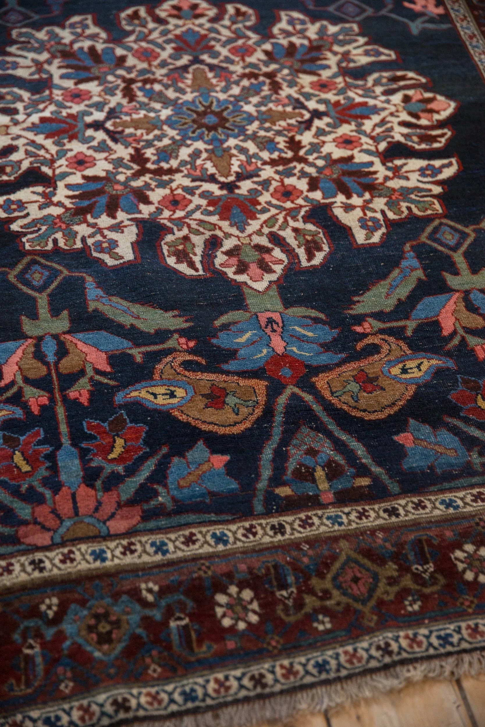 4.5x6 Antique Kurdish Bijar Rug - Image 9
