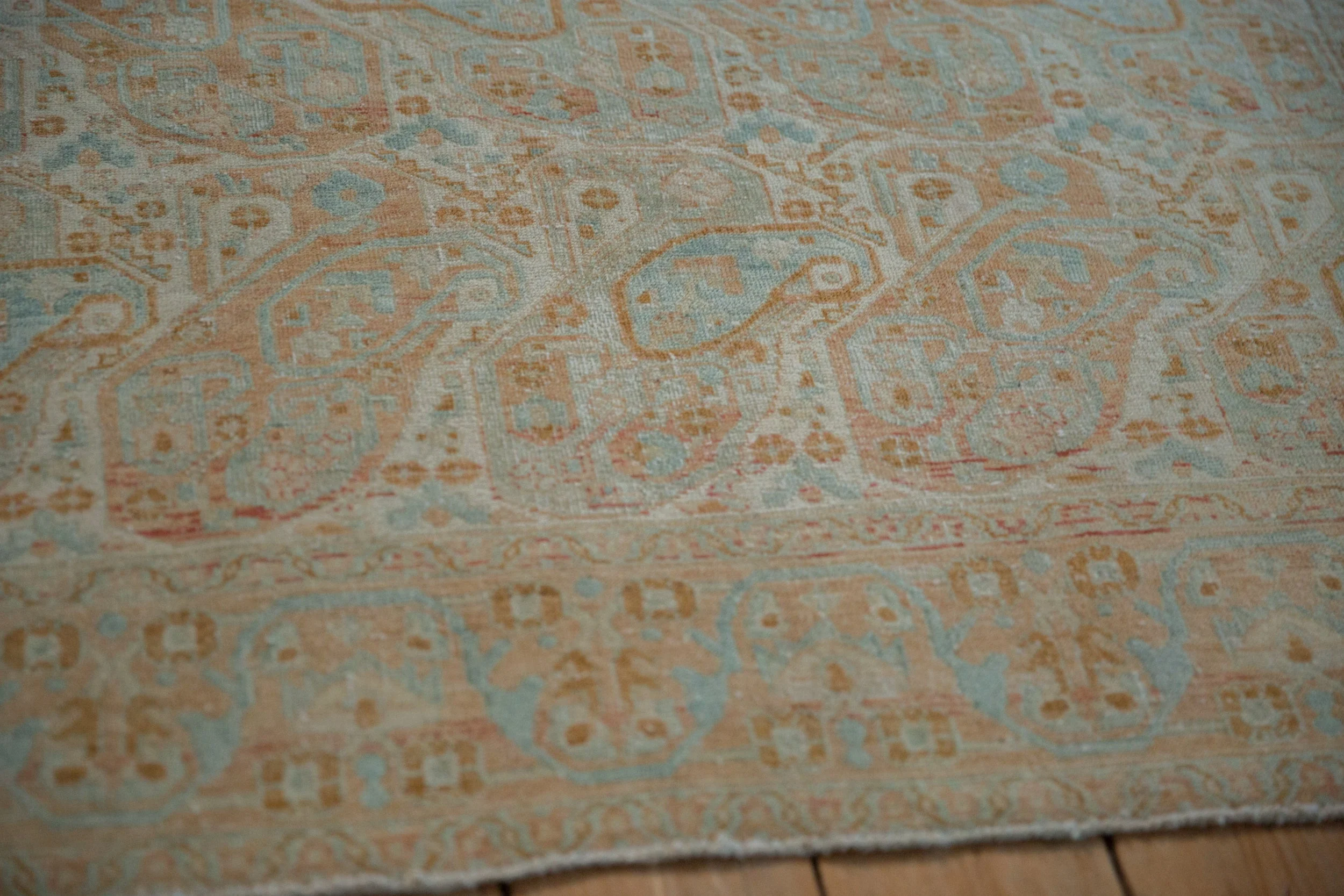 4.5x6 Vintage Distressed Afshar Rug - Image 9