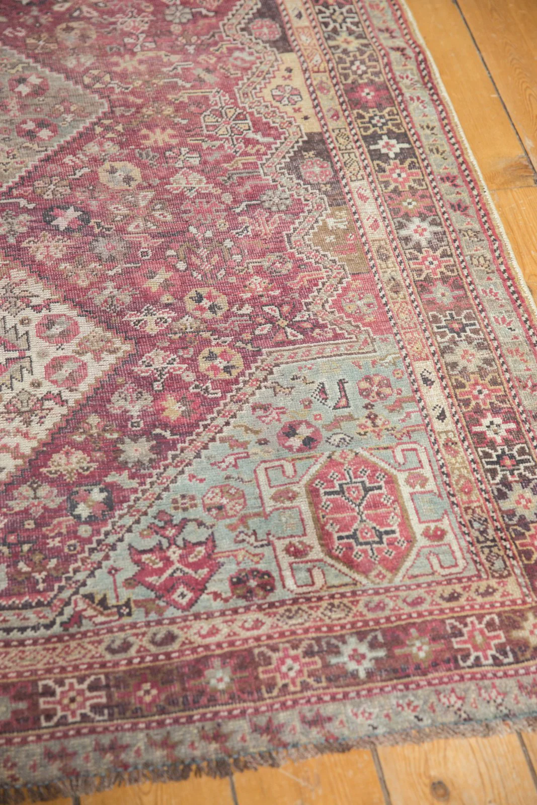 4.5x6 Vintage Distressed Qashqai Rug - Image 5