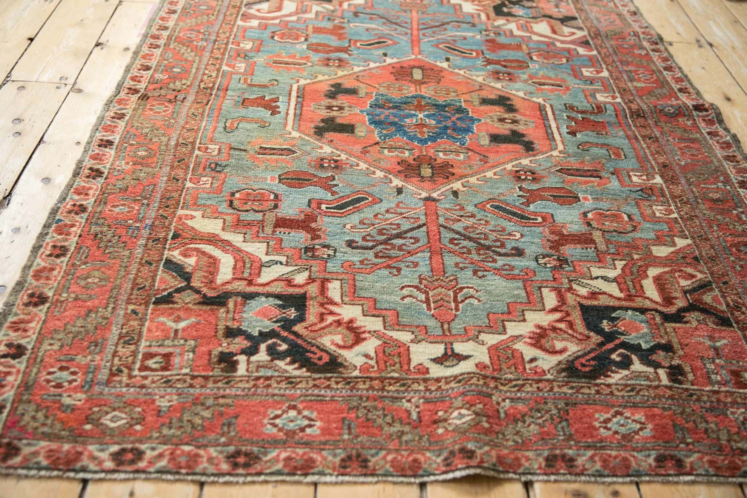 4.5x6 Vintage Heriz Rug - Image 5