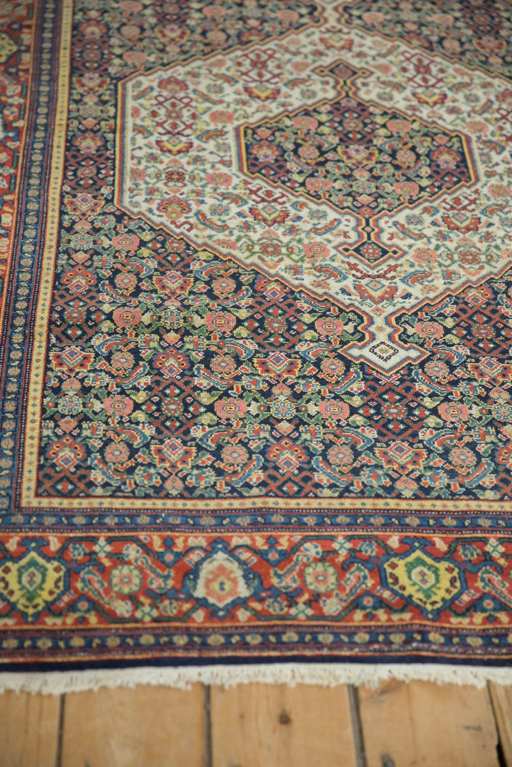 4.5x6 Vintage Senneh Rug - Image 5