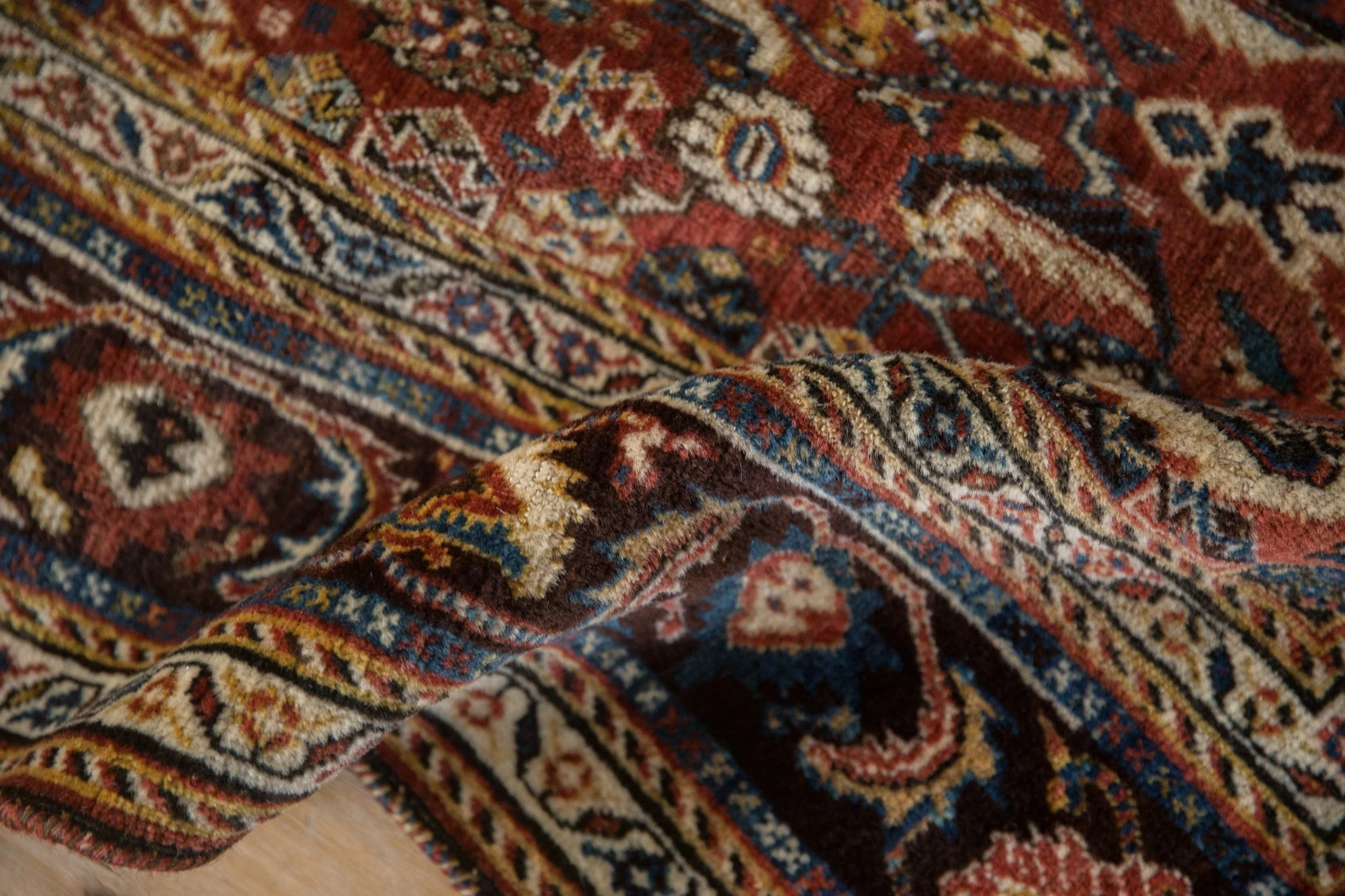 4.5x7.5 Antique Fine Qashqai Rug - Image 8