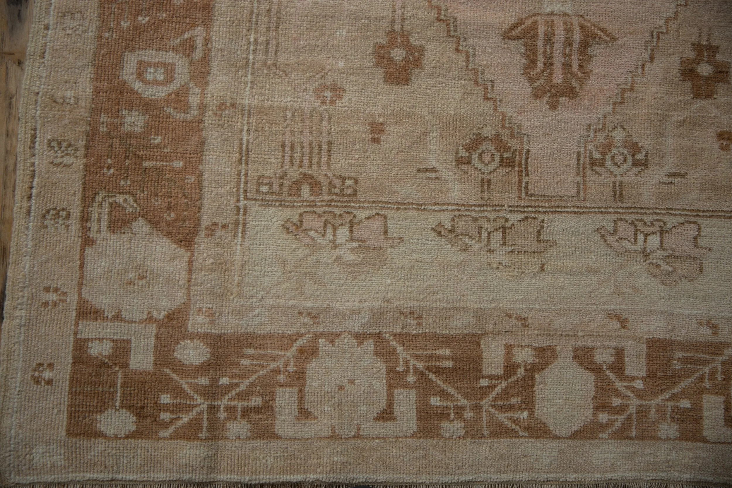4.5x7.5 Vintage Distressed Oushak Rug - Image 4