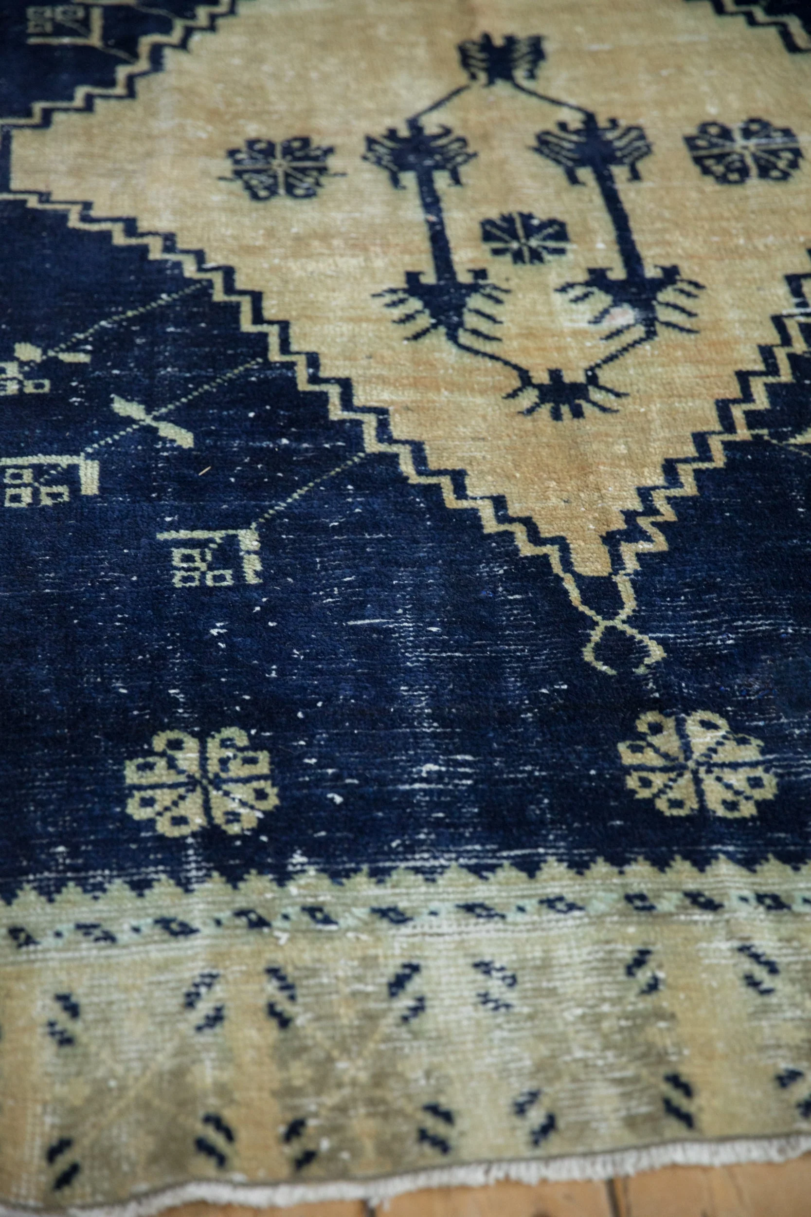 4.5x7.5 Vintage Distressed Oushak Rug - Image 5