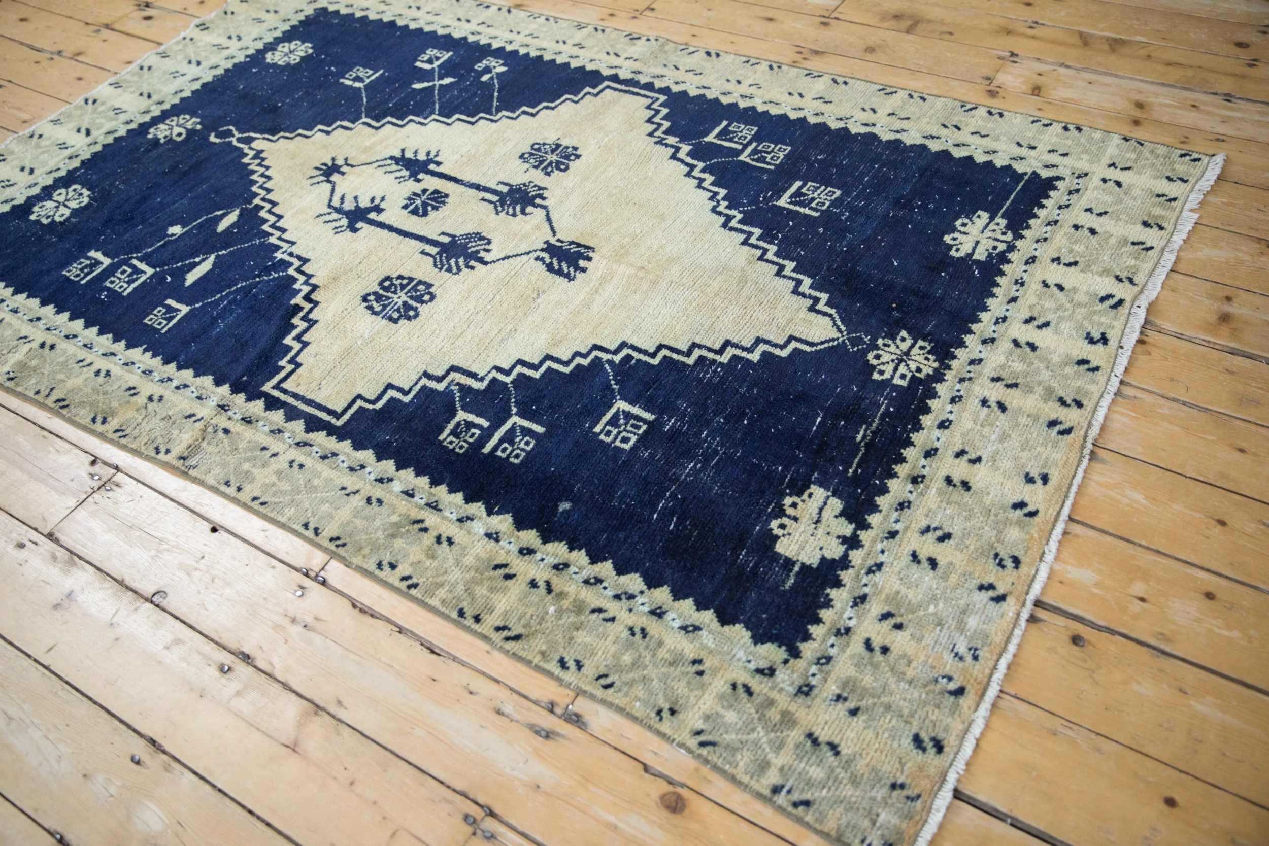 4.5x7.5 Vintage Distressed Oushak Rug - Image 7