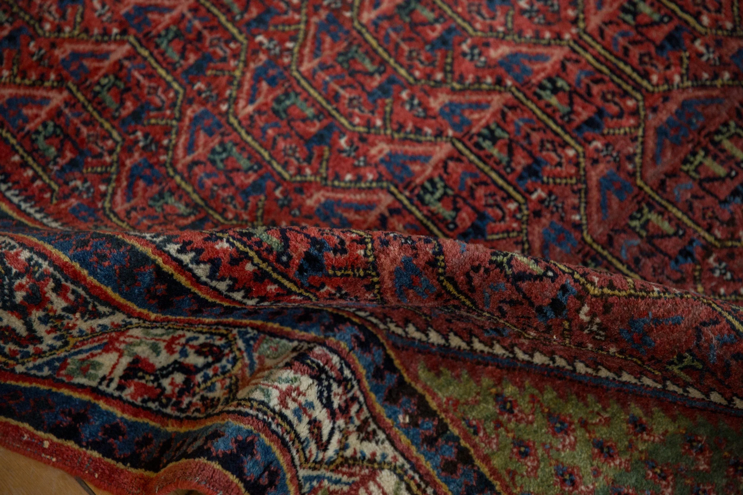 4.5x7 Vintage Arak Sarouk Rug - Image 10