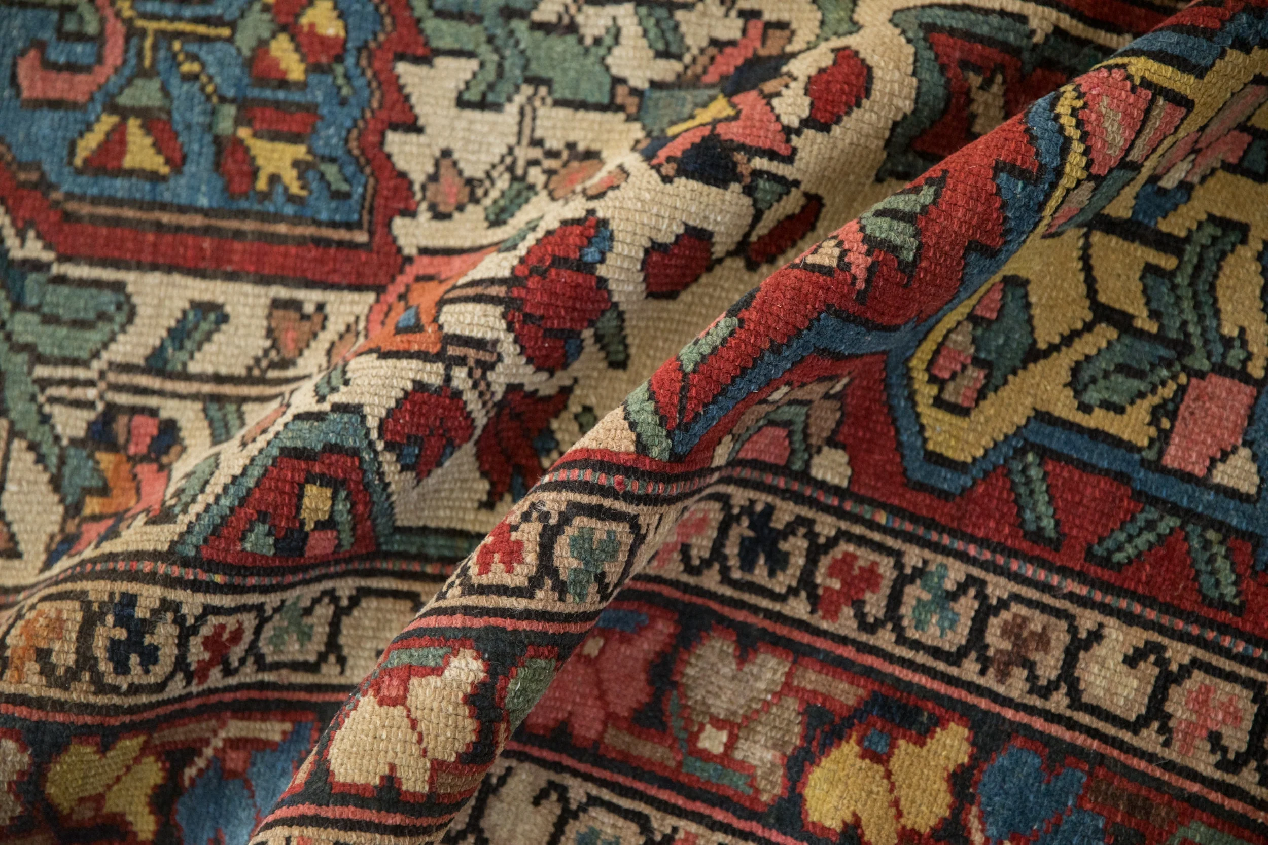 4.5x7 Vintage Baktiari Rug - Image 11