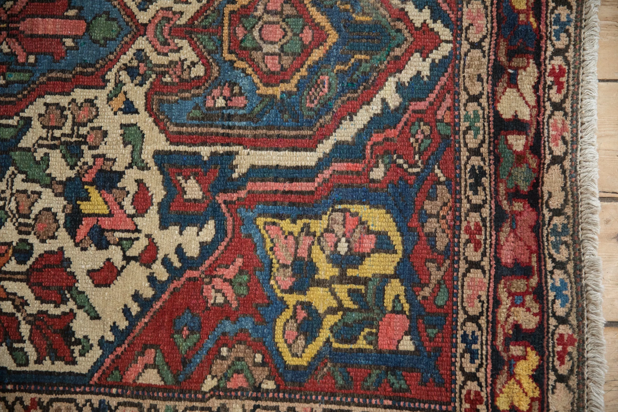 4.5x7 Vintage Baktiari Rug - Image 3