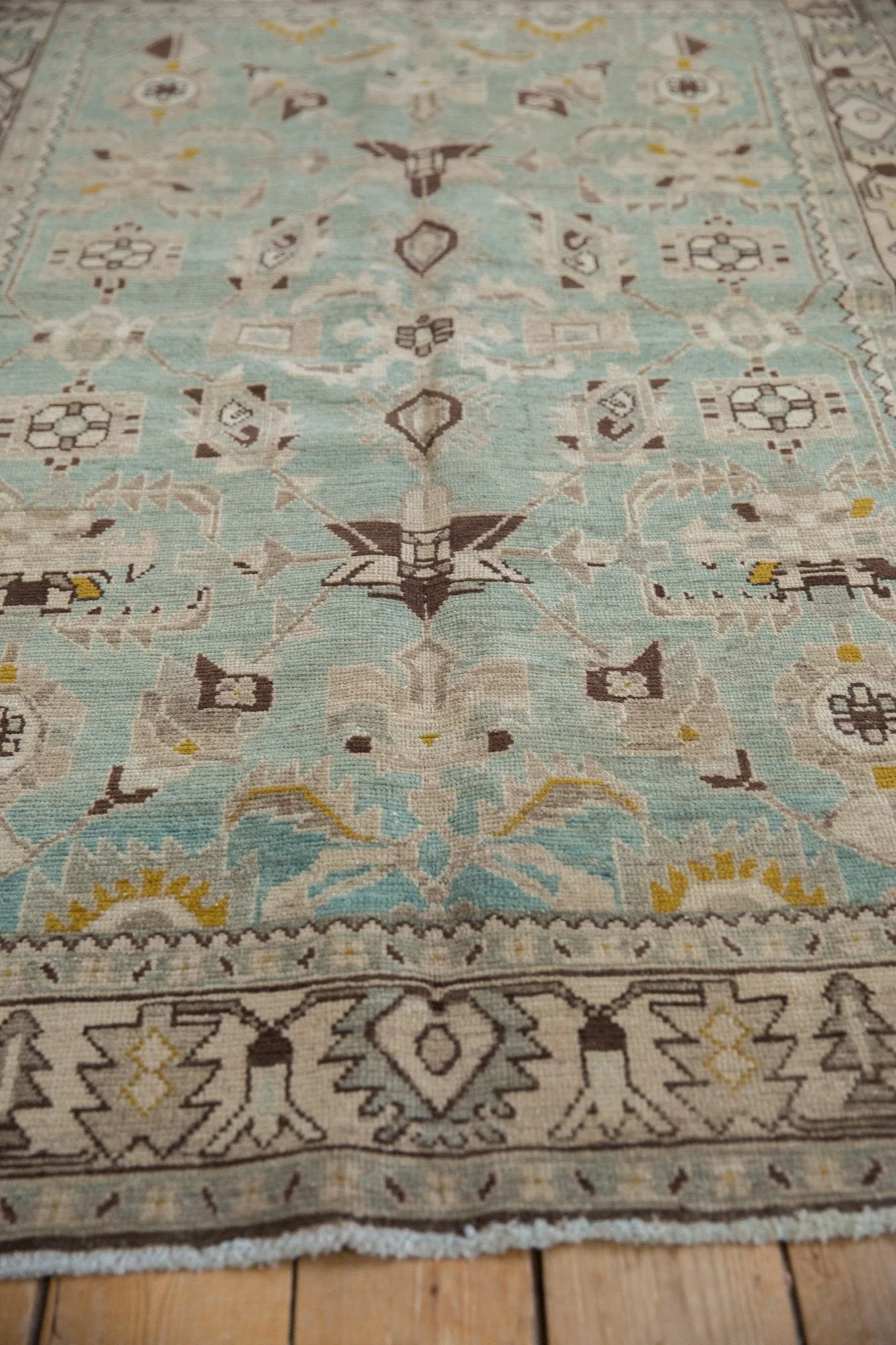 4.5x7 Vintage Distressed Hamadan Rug - Image 8