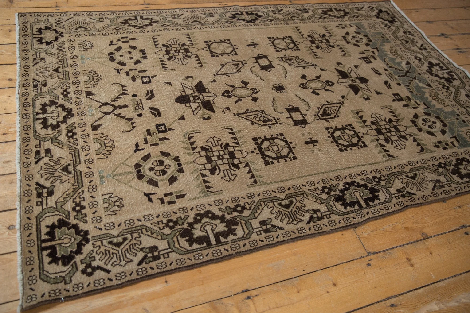 4.5x7 Vintage Distressed Malayer Rug - Image 6