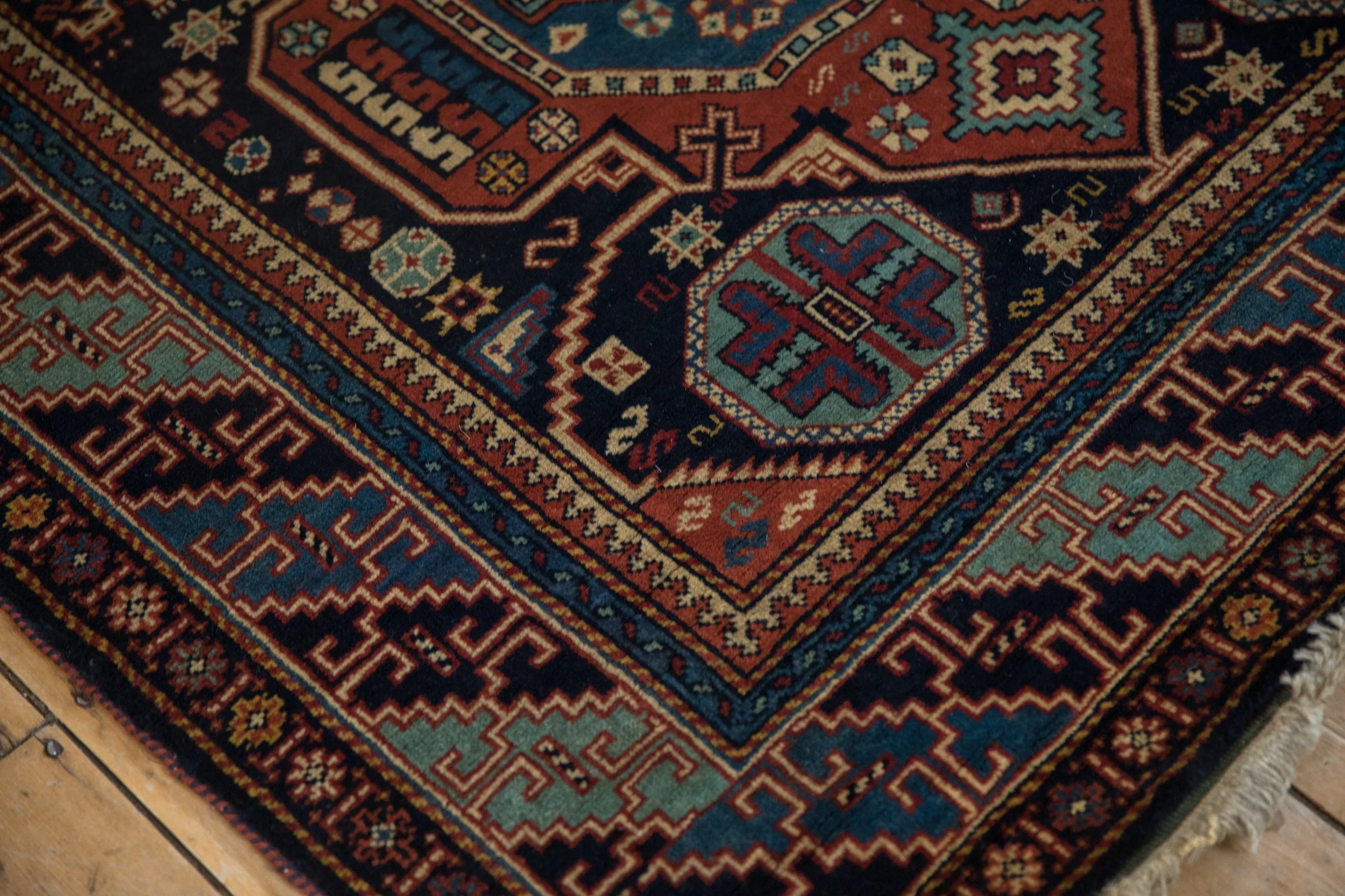 4.5x7 Vintage Indian Caucasian Design Rug - Image 8