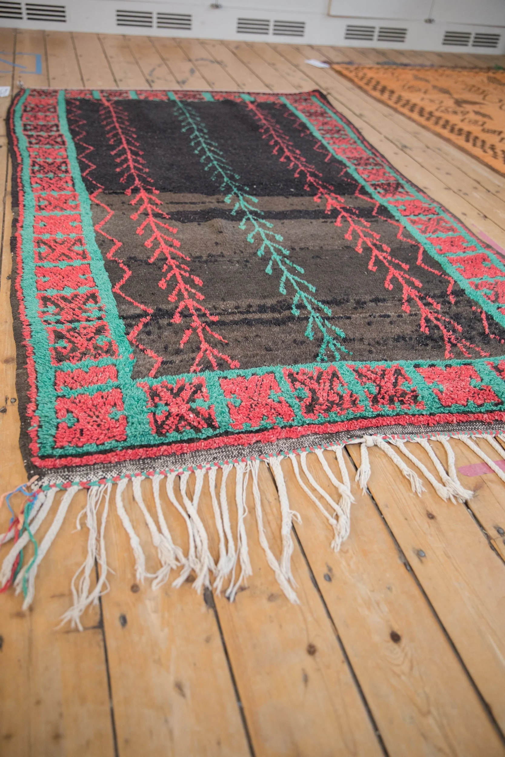 4.5x7 Vintage Moroccan Rug - Image 8