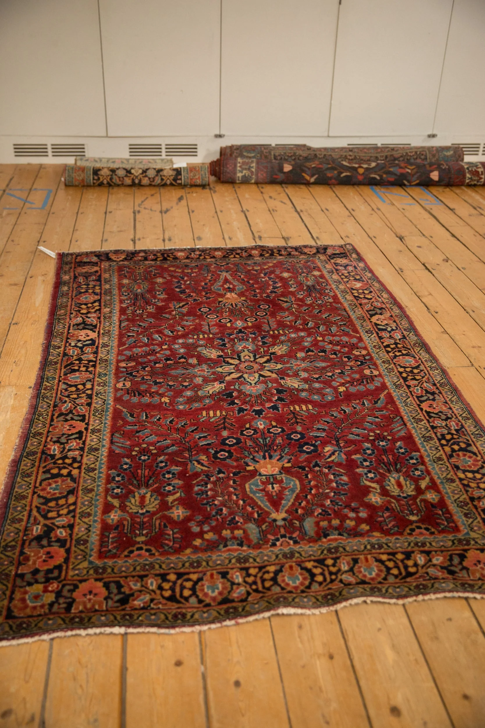 4.5x7 Vintage Sarouk Rug - Image 4