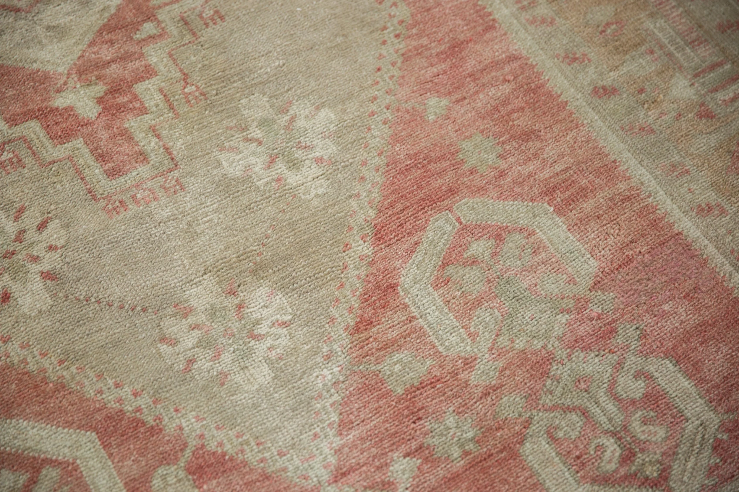 4.5x8.5 Vintage Distressed Oushak Rug - Image 10