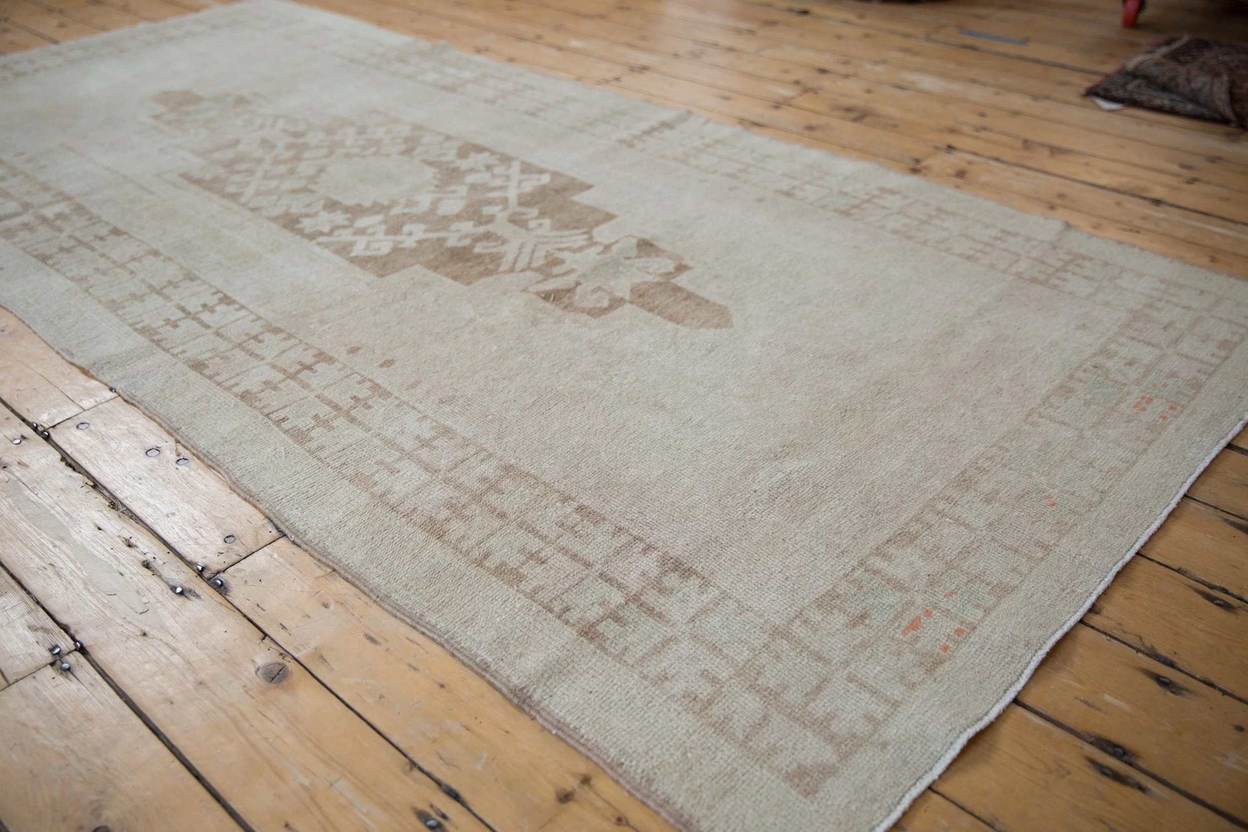 4.5x9.5 Vintage Distressed Oushak Rug Runner - Image 3