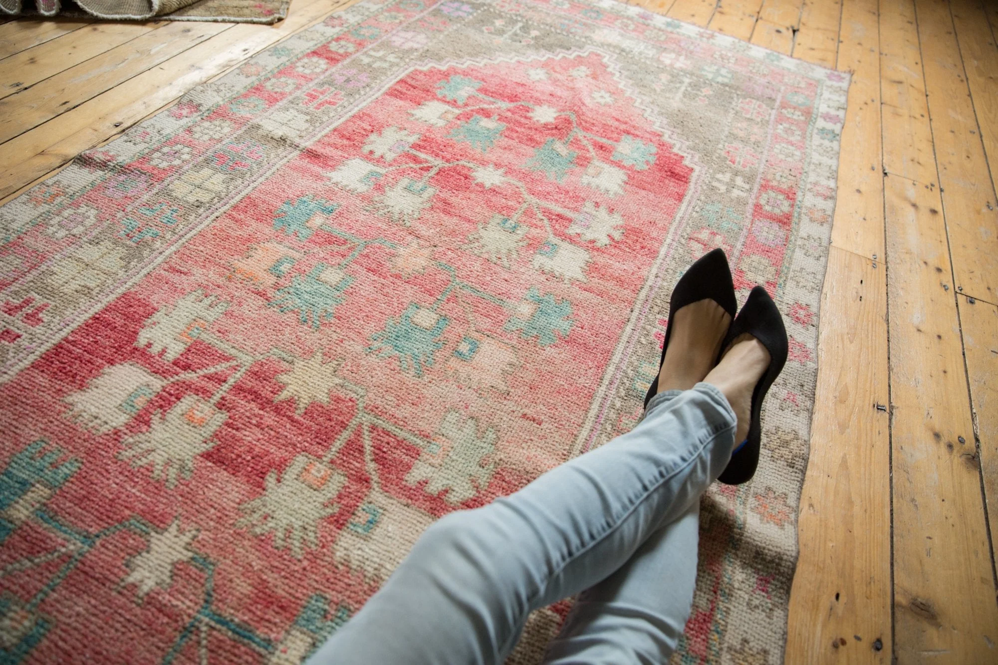4.5x9.5 Vintage Distressed Oushak Rug Runner - Image 2