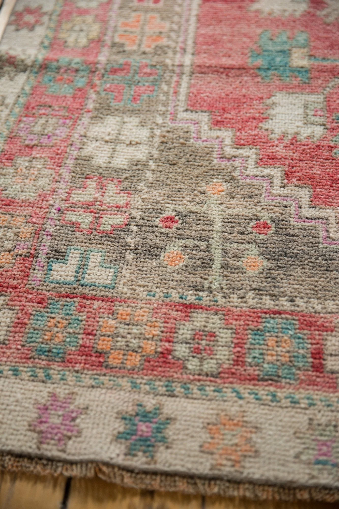 4.5x9.5 Vintage Distressed Oushak Rug Runner - Image 6