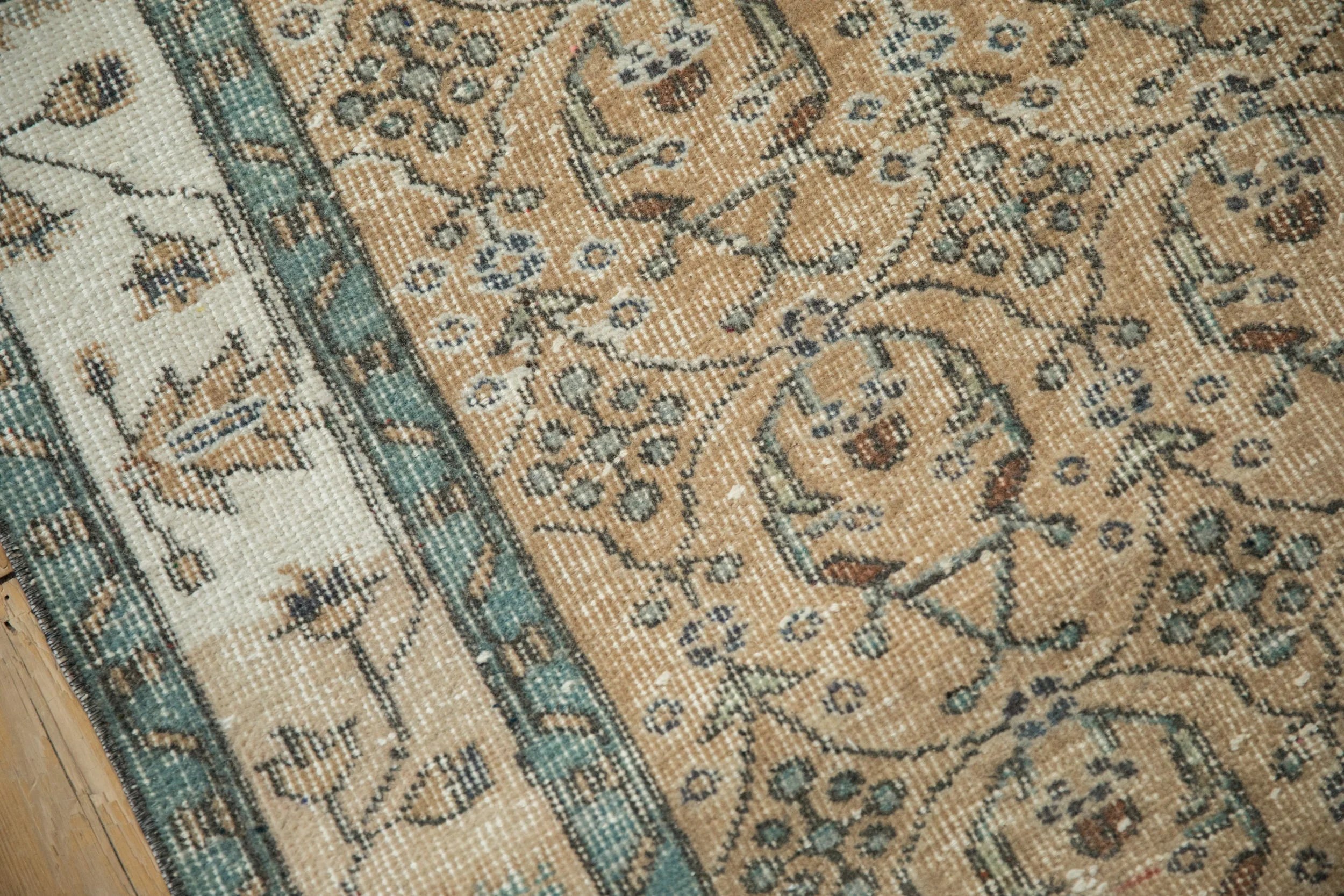 4.5x9 Vintage Distressed Sparta Rug Runner - Image 13