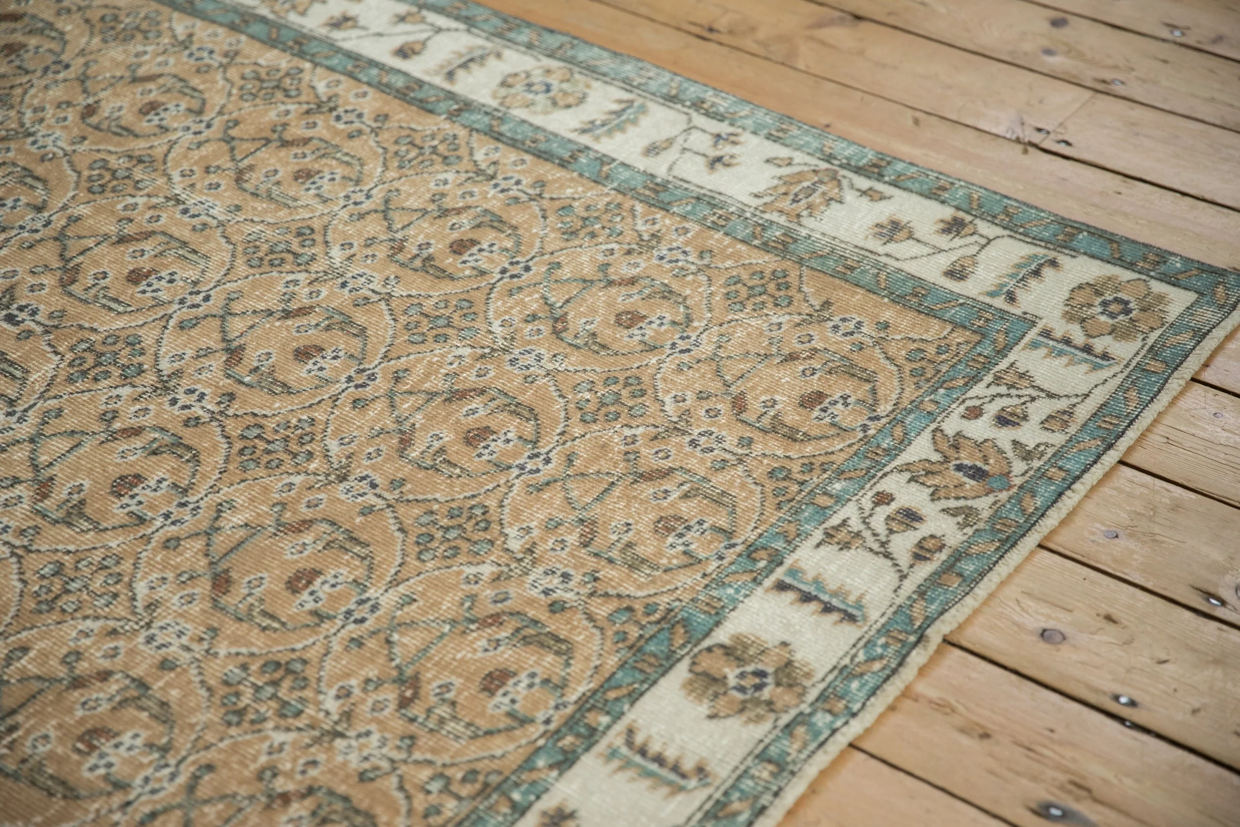 4.5x9 Vintage Distressed Sparta Rug Runner - Image 5