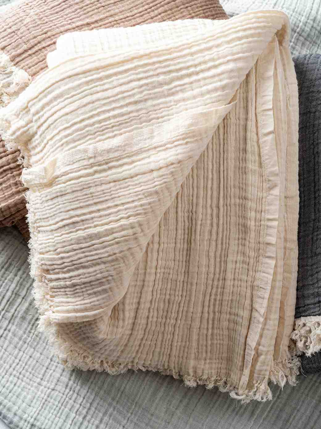 4 Layers Muslin Blanket - Image 5